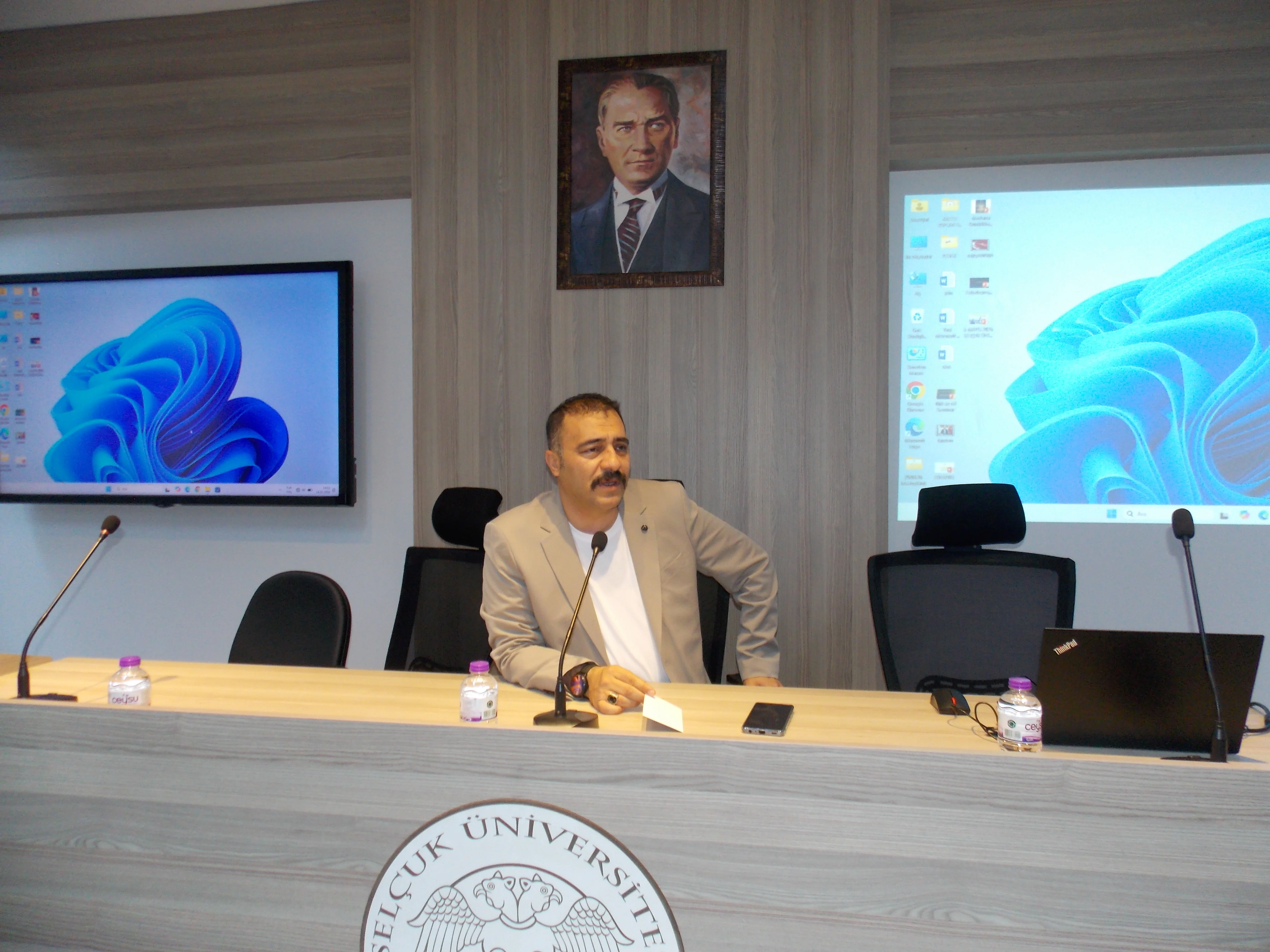 Selçuk Üniversitesi Mütercim ve Tercümanlık Bölümü’nden Mezun Söyleşisi