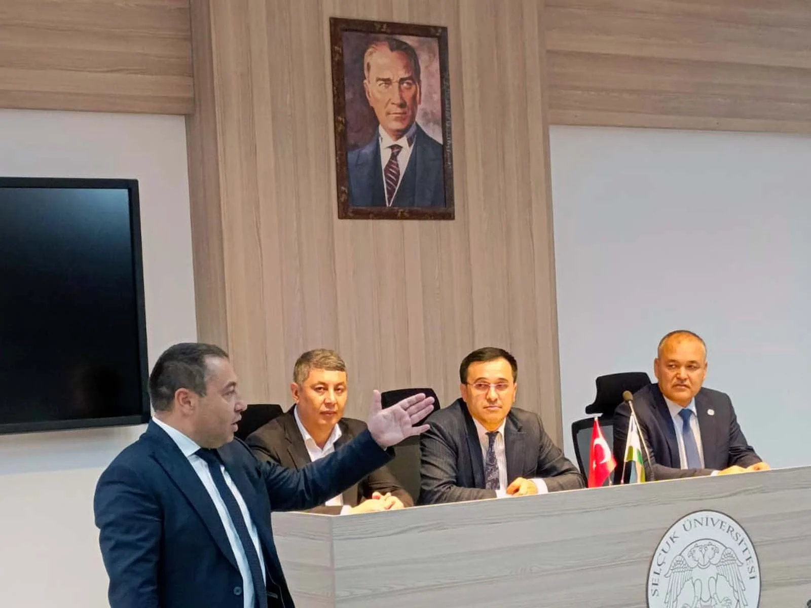Özbekistan Cihan Dilleri Üniversitesi Heyetinden Fakültemize Ziyaret