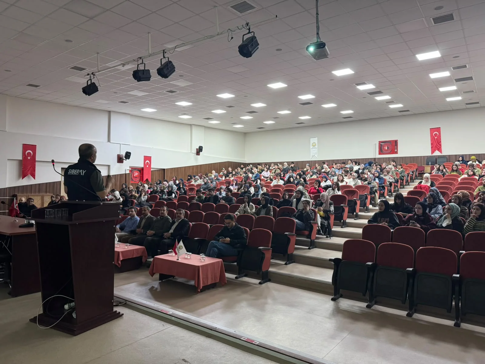 Siber Güvenlik Farkındalık Eğitimi Düzenlendi