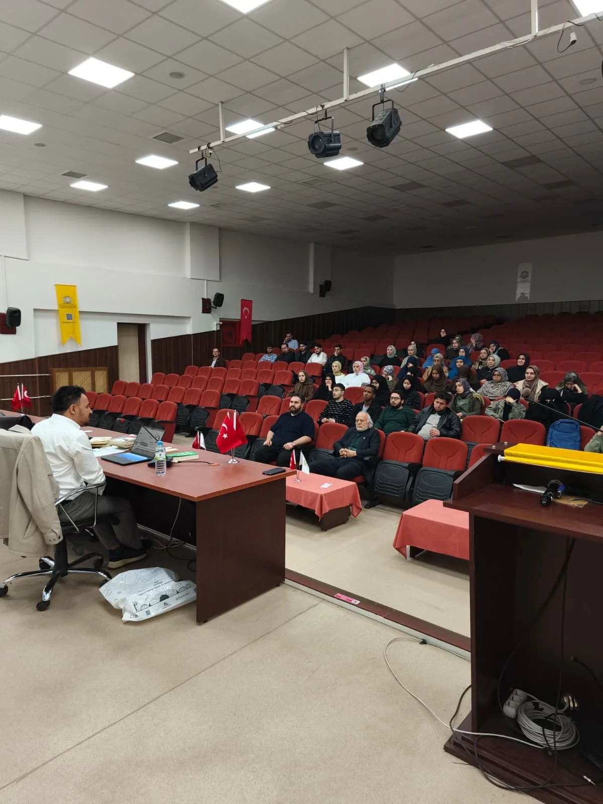 “Konformizme Karşı Bir Kalem: Bülent Akyürek’in Fikri Mirası” Konferansı Gerçekleştirildi