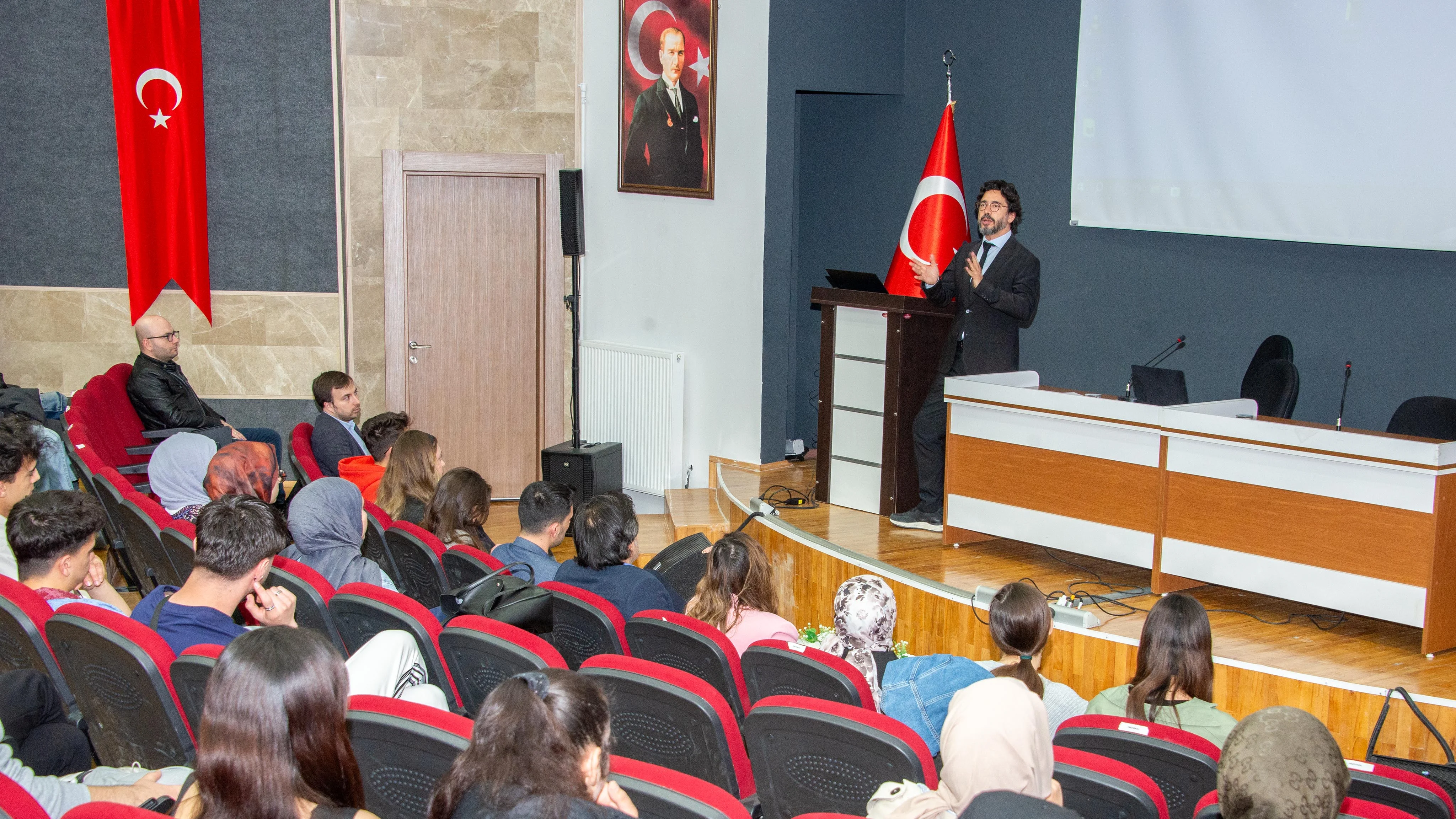 Selçuk Üniversitesinde ‘otizm’ bilimsel yaklaşımla değerlendirildi