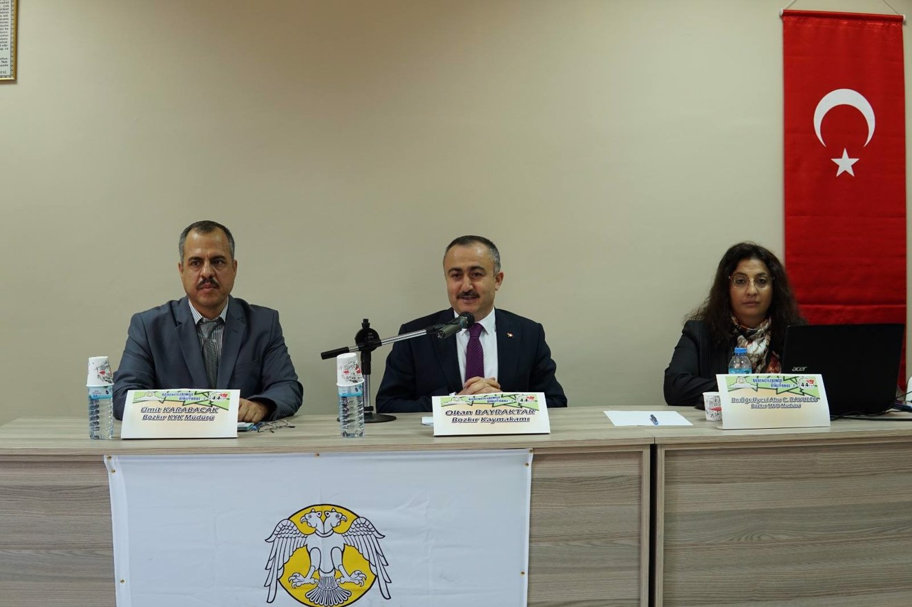 Yüksekokulumuzda "Öğrencilerimizi Dinliyoruz" Adlı Panel Gerçekleştirildi 