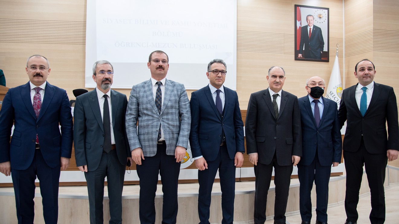 Selçuk Üniversitesinde Öğrenci – Mezun Buluşması