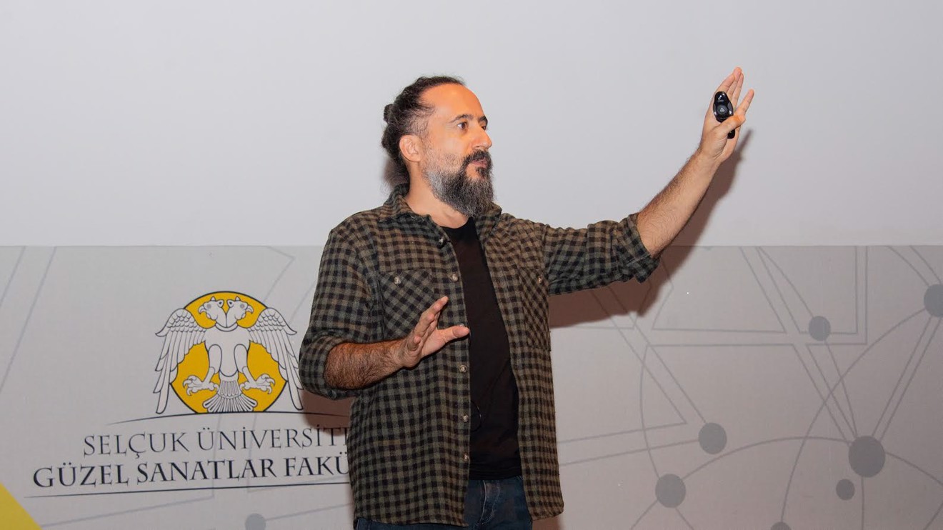 “Tipografi” Konulu Konferans Düzenlendi  