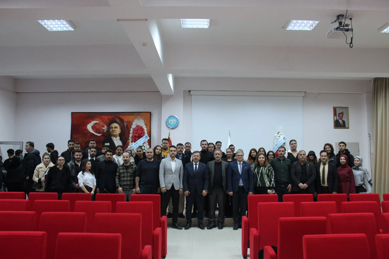 ULUSLARARASI TİCARETTE İŞLEYİŞ VE VİZYON PROFESYONELLERİN BAKIŞ AÇISI  KONFERANSI 