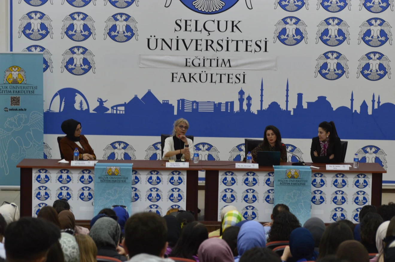 Mezun Oldum Peki Şimdi N'Olacak? Programı Gerekleştirildi