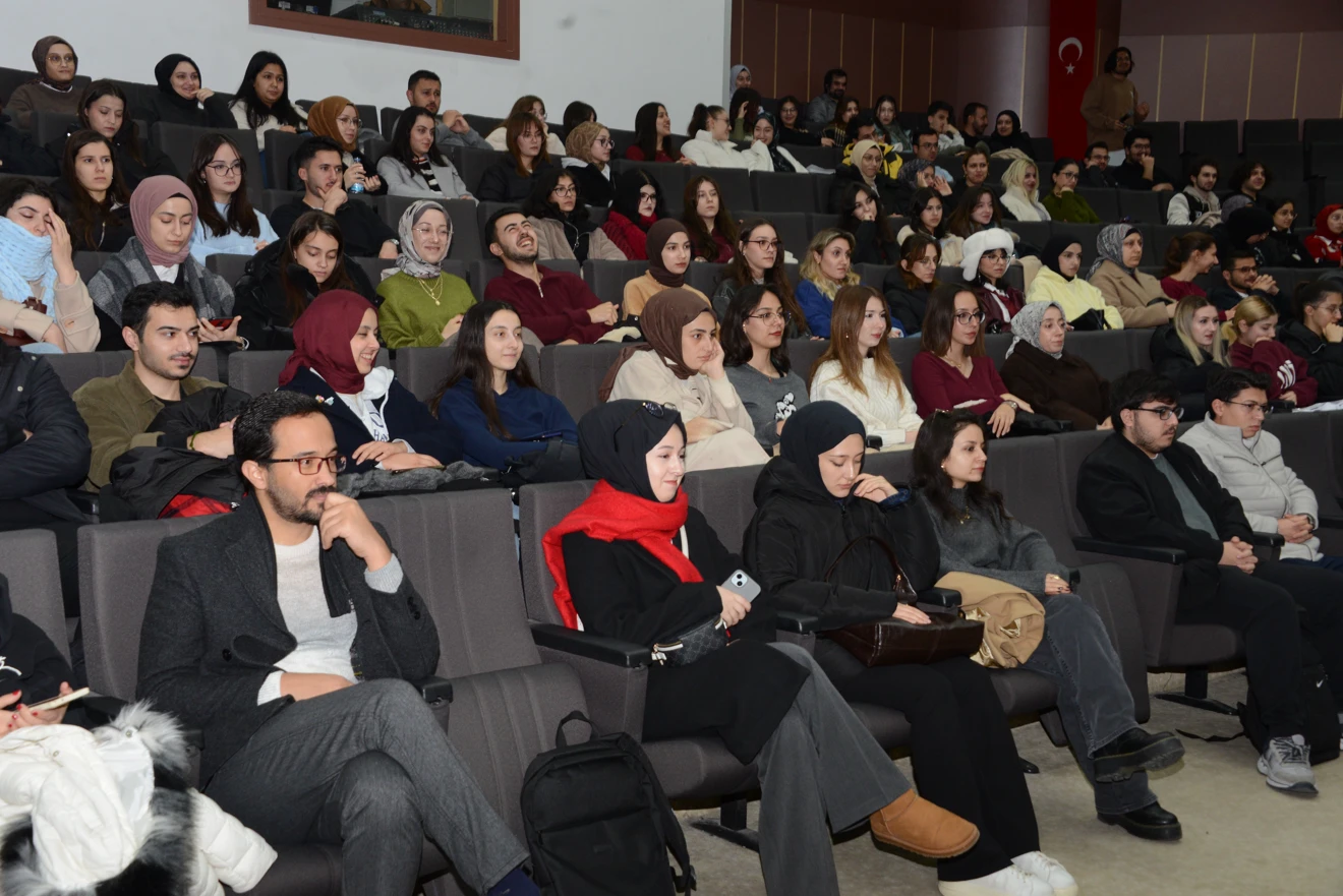 Fakültemizde "Şiddete Dur De! Hakların Var, Yalnız Değilsin" Gerçekleştirildi