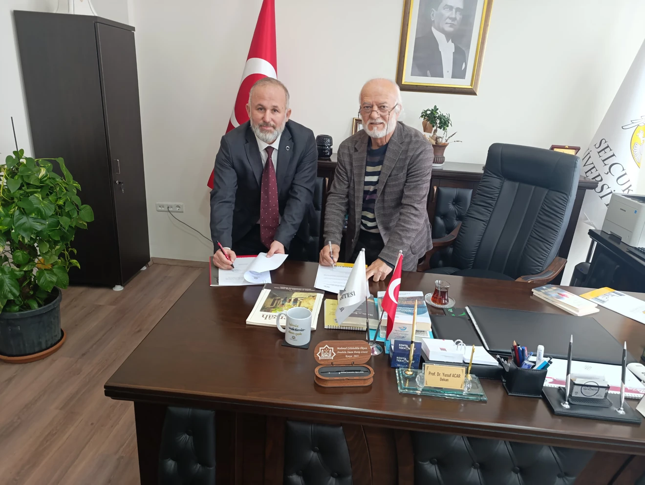 Fakültemiz ile Mahmud Celalettin Ökten İmam Hatip Lisesi Arasında Protokol İmzalandı