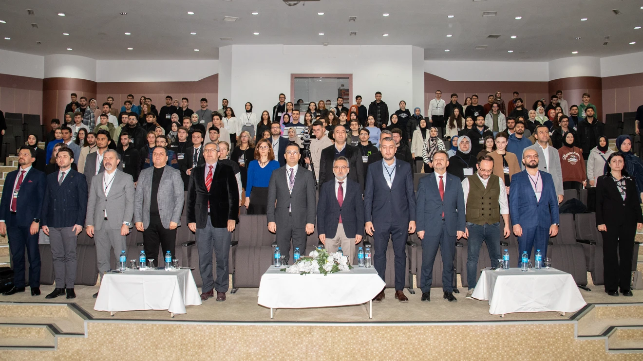 Selçuk Üniversitesinde Teknogenç Demo Day Etkinliği yapıldı