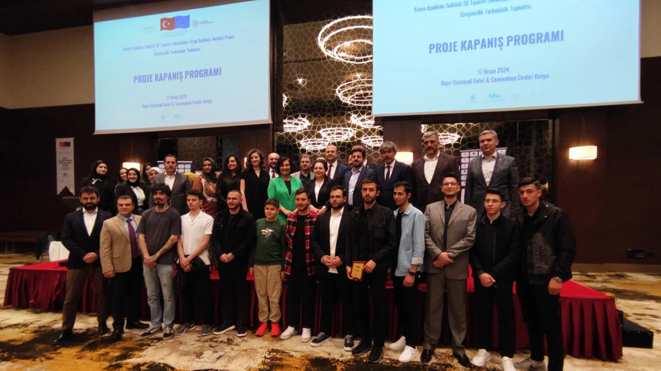 SÜ Mimarlık ve Tasarım Fakültesi öğrencilerine ödül