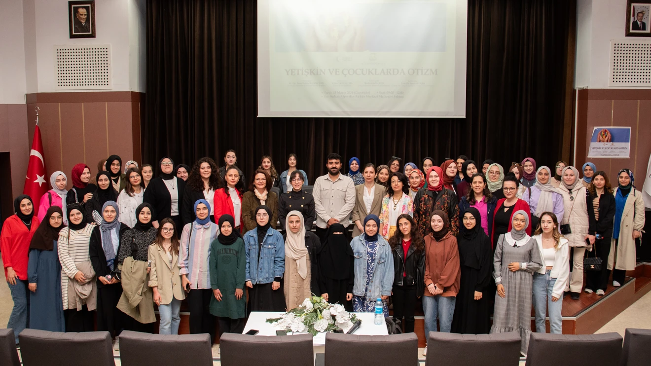 Selçuk Üniversitesinde “Yetişkin ve Çocuklarda Otizm Paneli” yapıldı