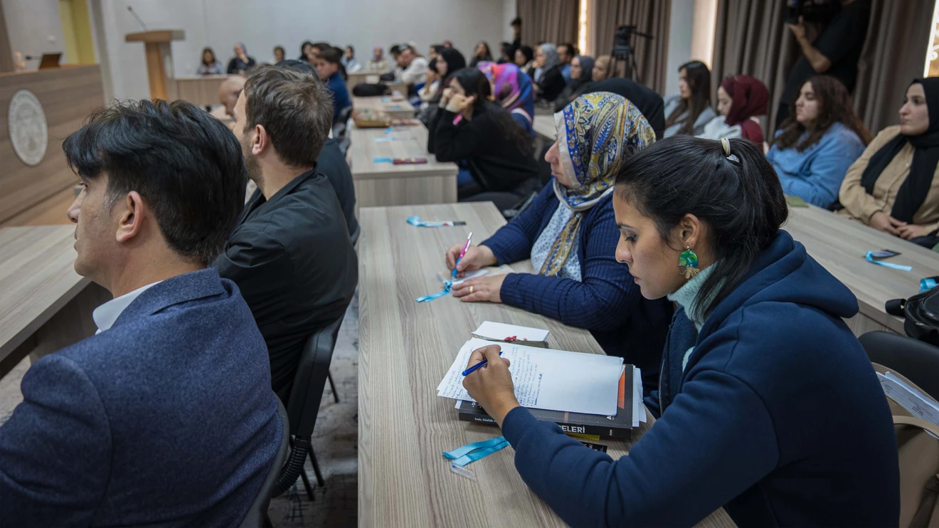“Soykırımın Odağındaki Gazze” paneli düzenlendi