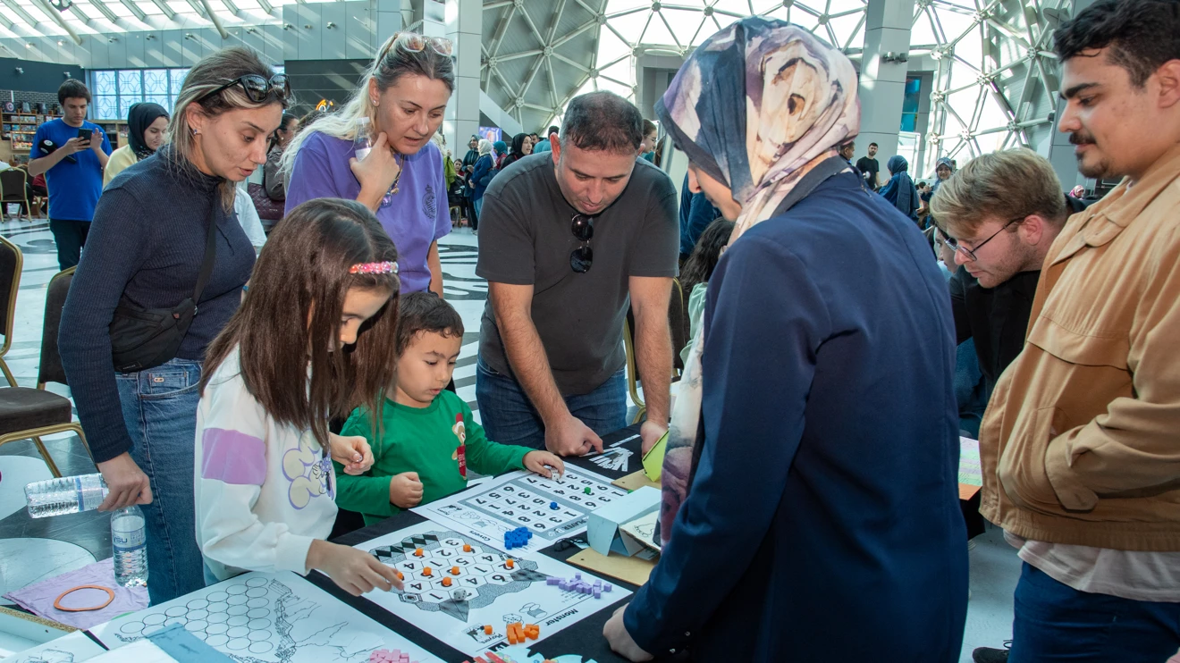 Selçuk Üniversitesi Konya Bilim Merkezi Matematik Festivali’nde