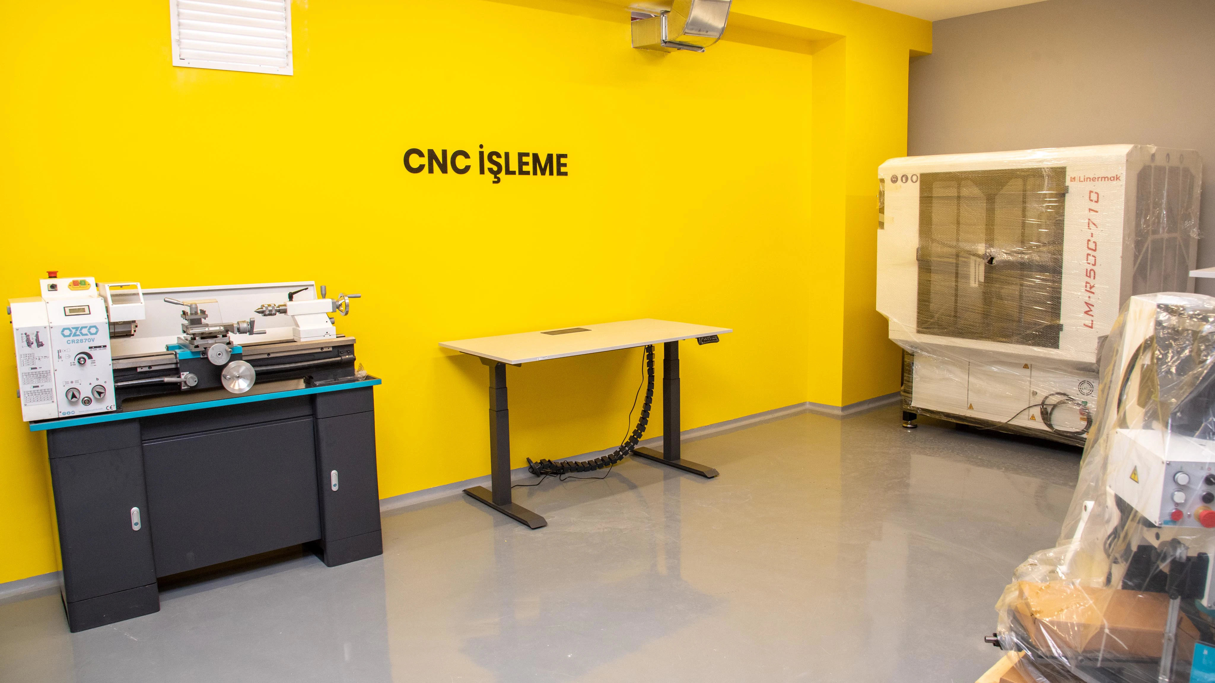 Selçuk Üniversitesi Milli Teknoloji Atölyesi öğrencilerin hizmetinde