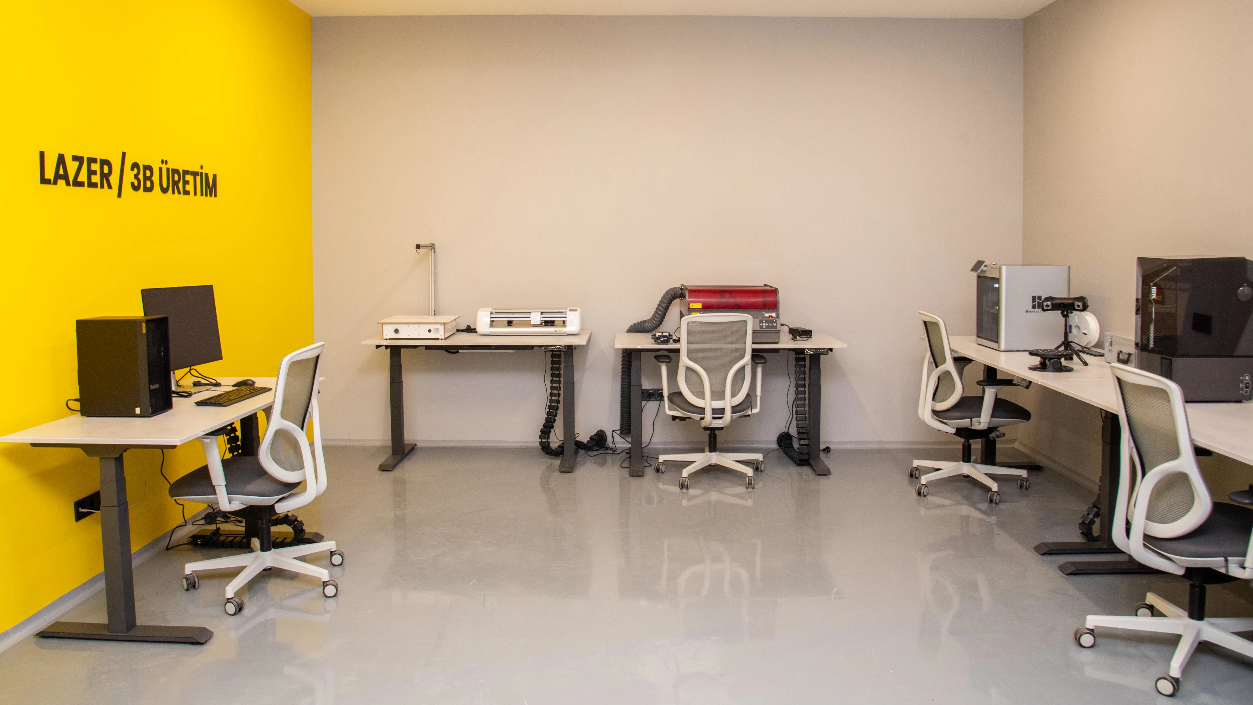 Selçuk Üniversitesi Milli Teknoloji Atölyesi öğrencilerin hizmetinde