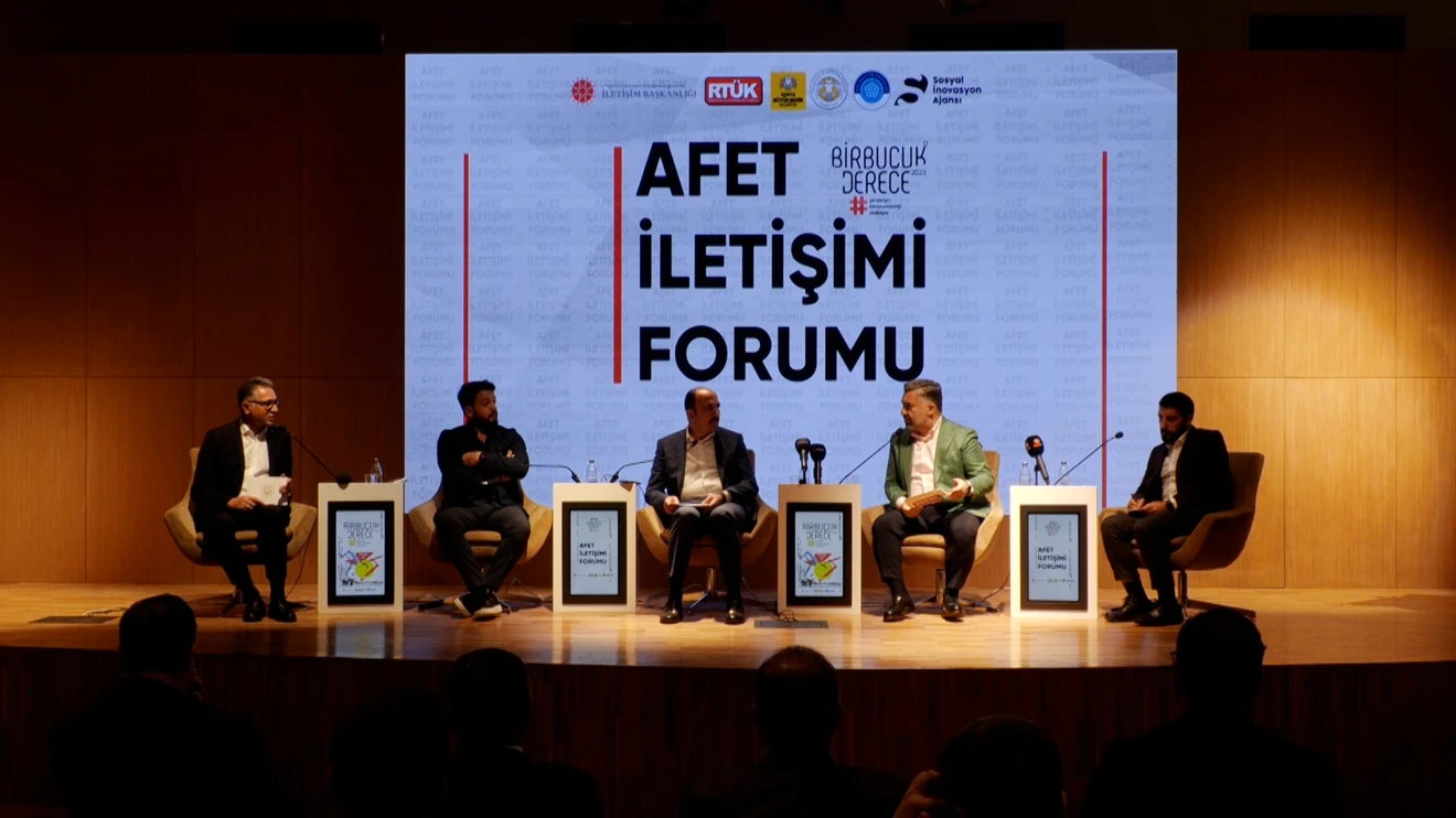 Afet İletişimi Forumu Rektör Aksoy’un Moderatörlüğünde Gerçekleştirildi