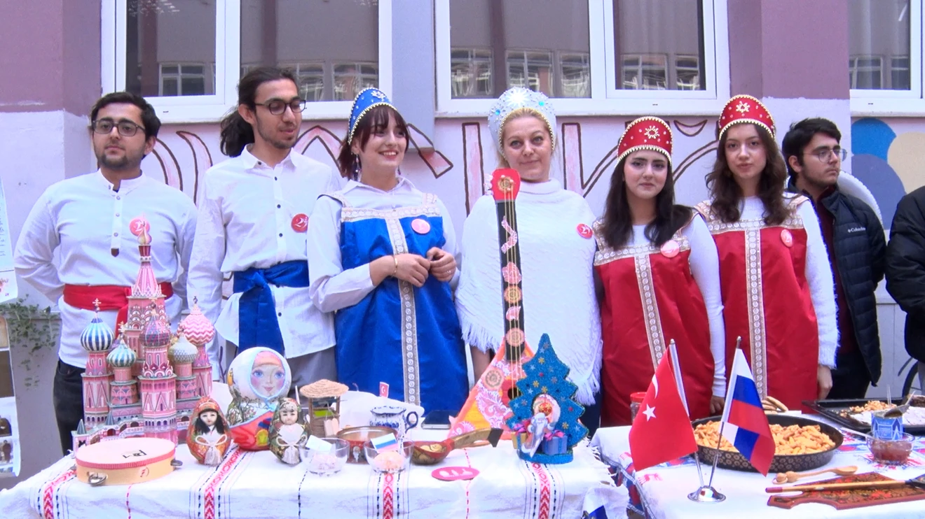 Selçuk Üniversitesinde 2. Dil ve Kültür Şenliği yapıldı