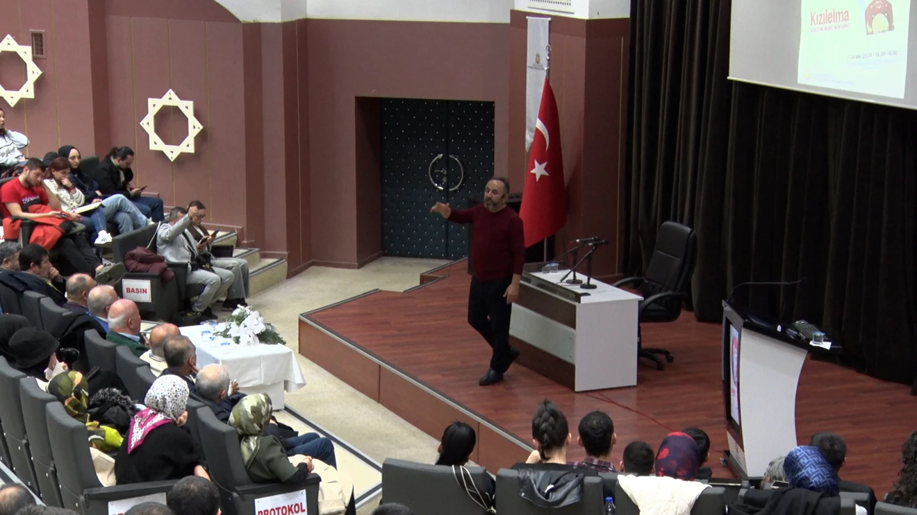 Selçuk Üniversitesinde “Kızıl Elma” anlatıldı