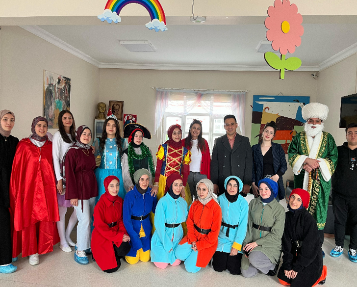 Omurga Sağlığı Şenliği  Sosyal Sorumluluk Tiyatro Projemiz
