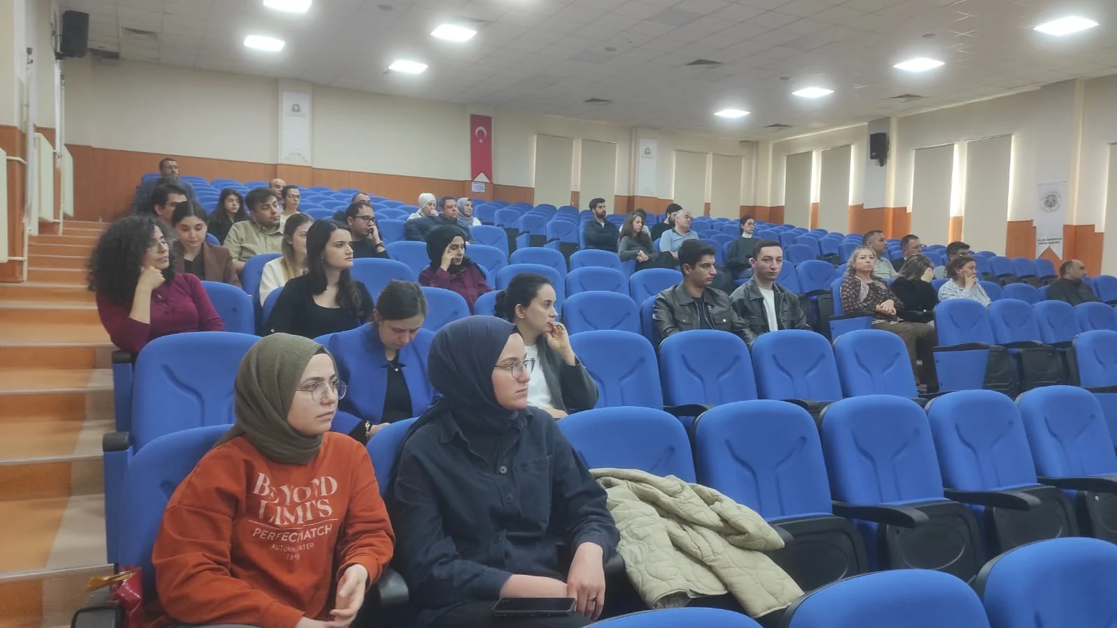 Hukuk Fakültesi Akademik-İdari Personeline Yönelik Seminer Gerçekleştirildi