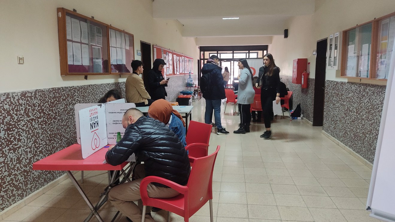 Yüksekokulumuzda Kan Bağışı Gerçekleşti