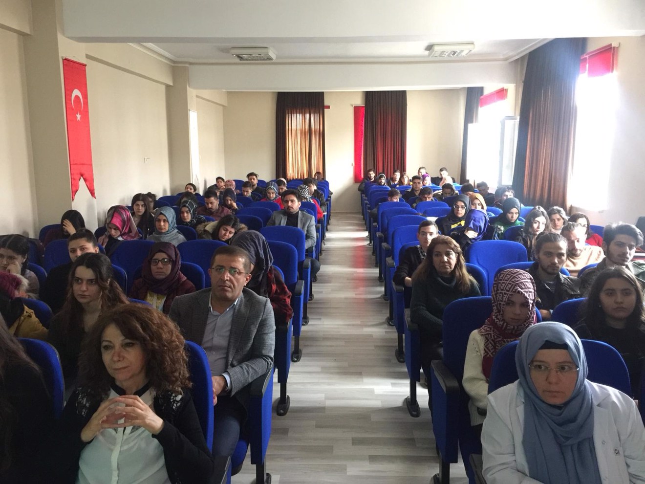 OKULUMUZDA BOZKIR TOPLUM SAĞLIĞI MERKEZİ HIV AİDS KONULU SEMİNER YAPTI
