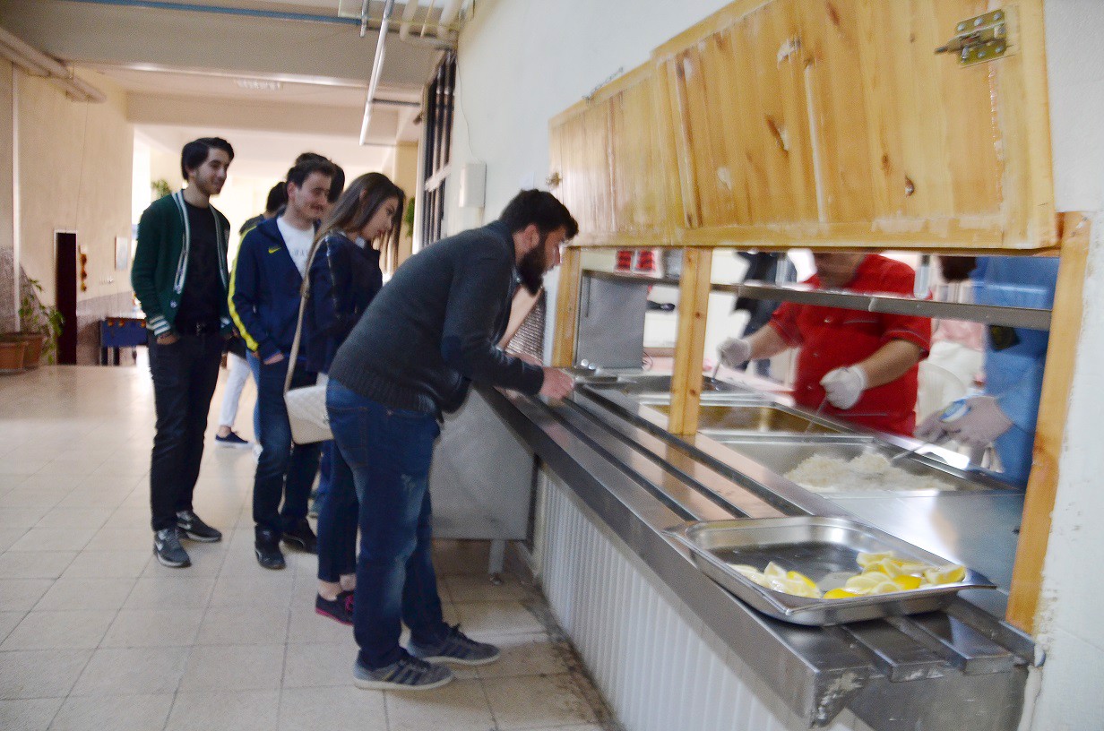 Üniversitemizin 42. Kuruluş Yıldönümü Yemeği 