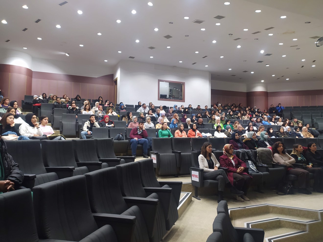 Konferans: Diyabette Güncel Yaklaşımlar: Hekim ve Hemşire Gözüyle