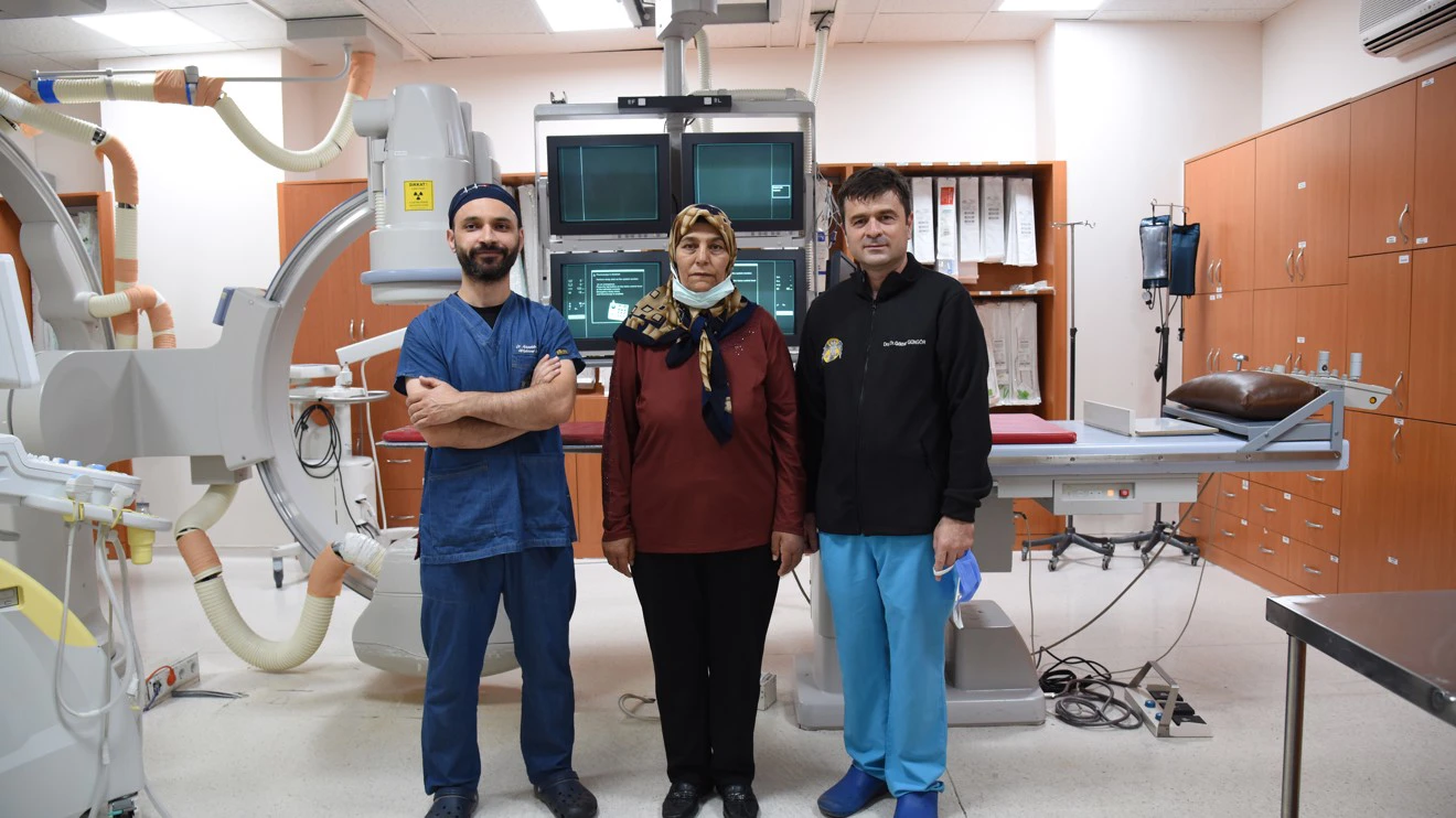 She survived thanks to a stent placed in his liver vein