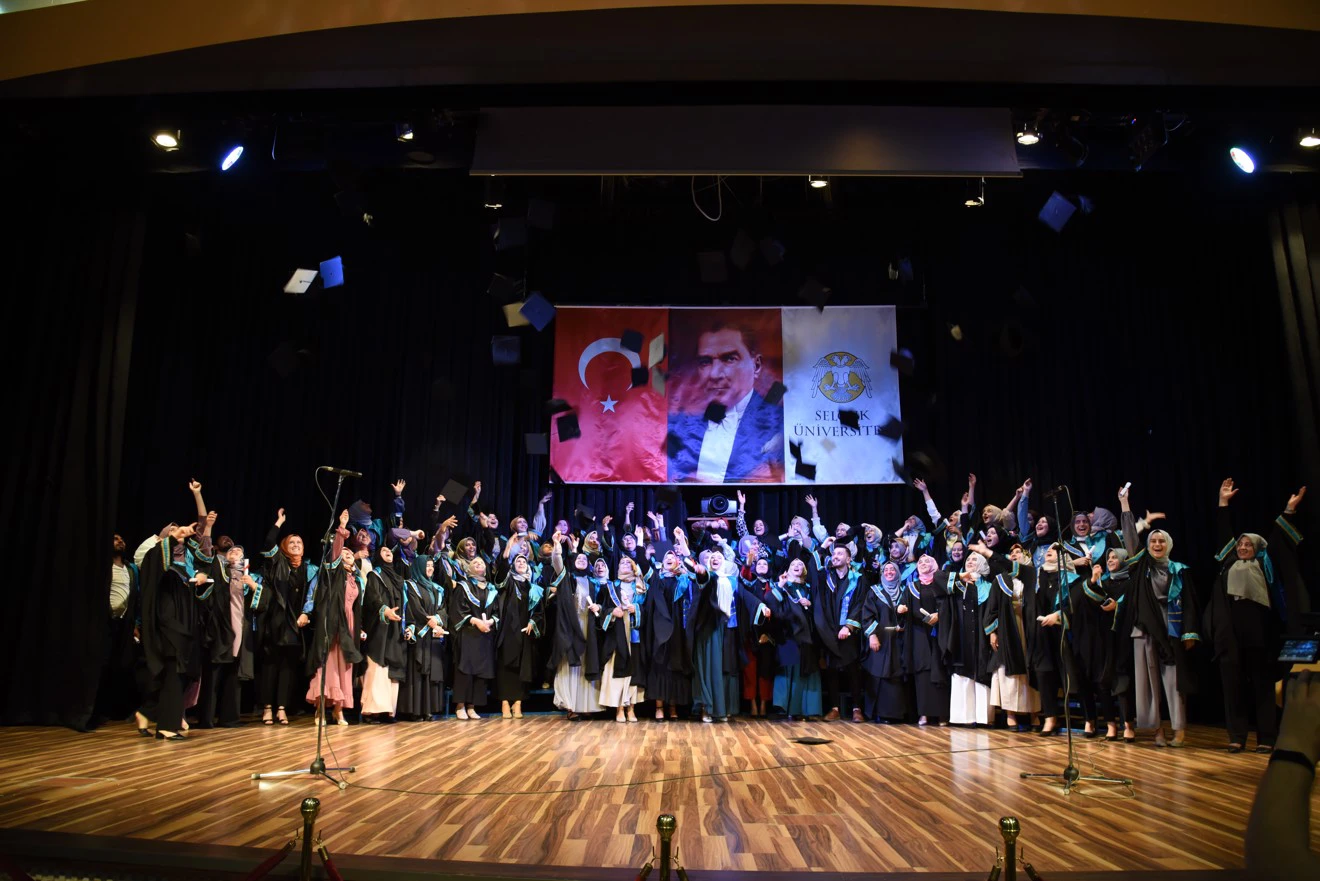70 students graduated from the Department of Arabic Language and Literature