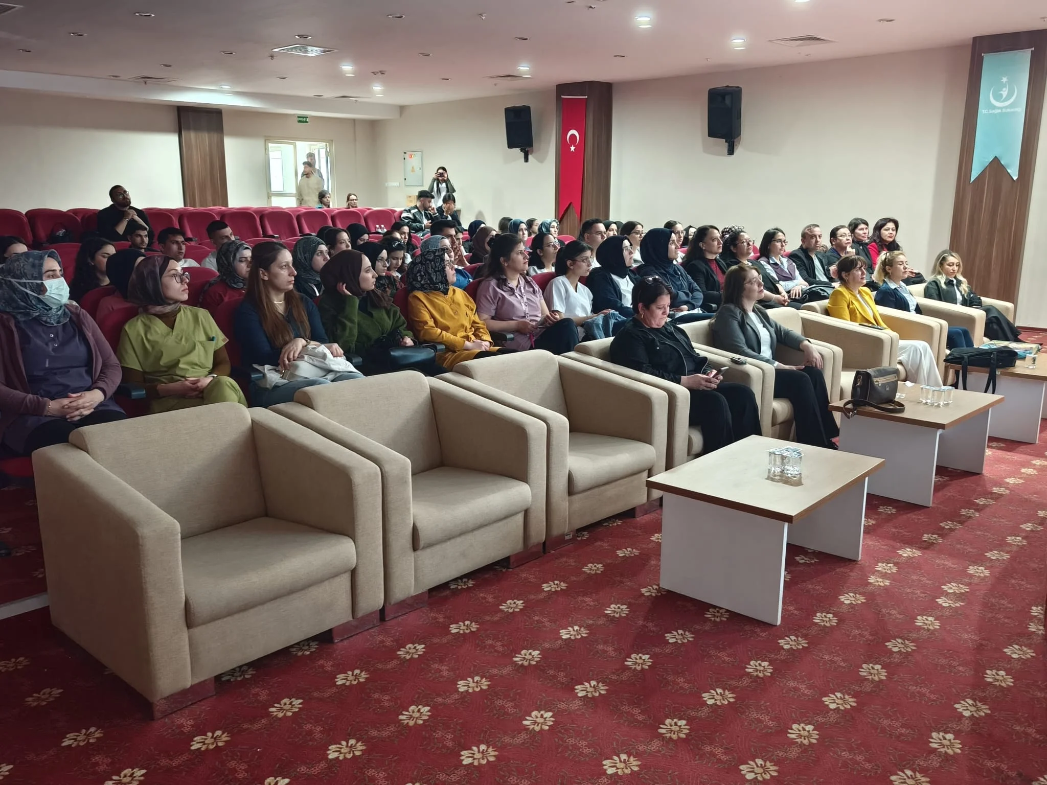 Hemşireler İçin Güncel Diyabet Yöntemi Eğitimi