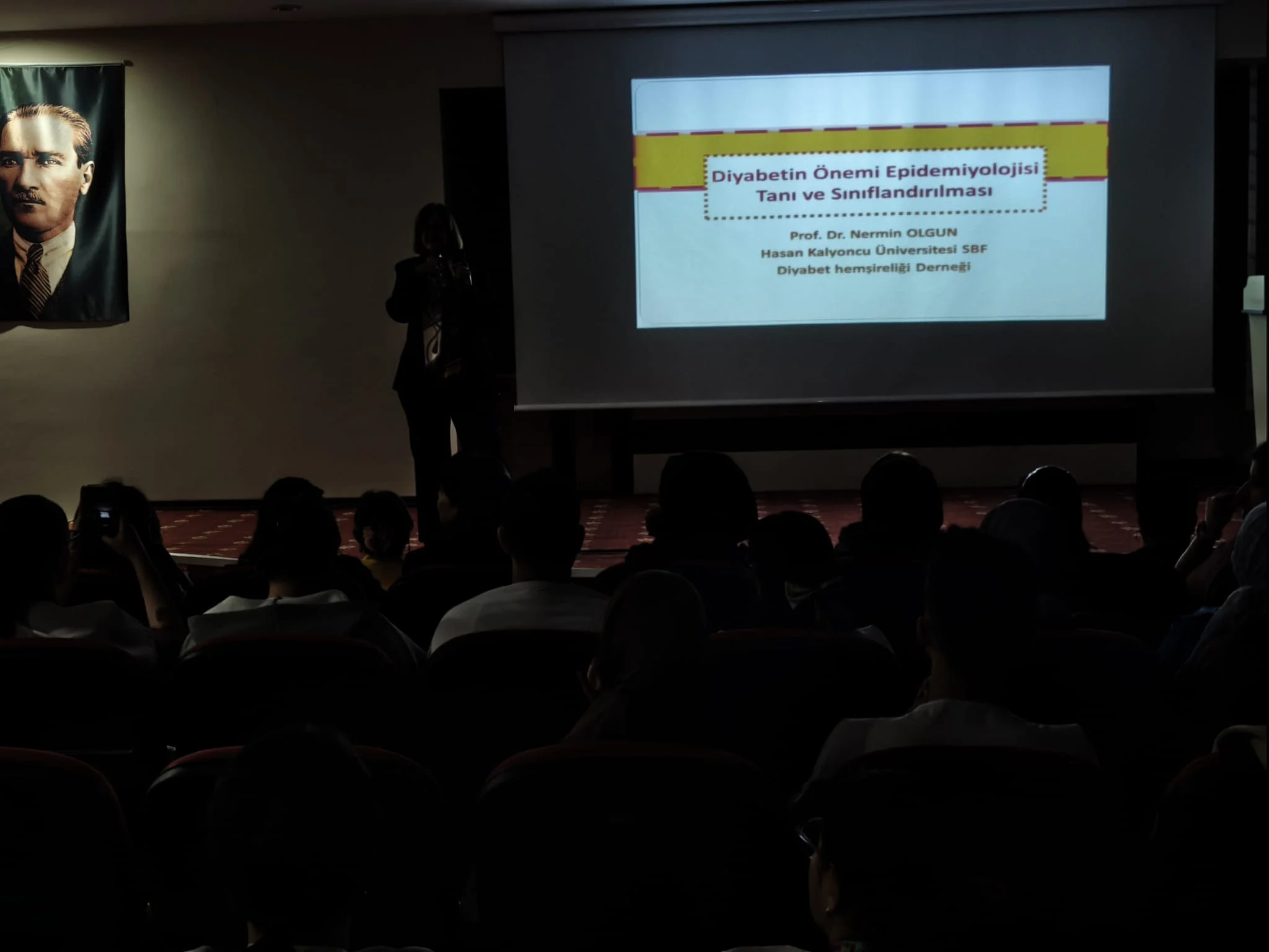 Hemşireler İçin Güncel Diyabet Yöntemi Eğitimi