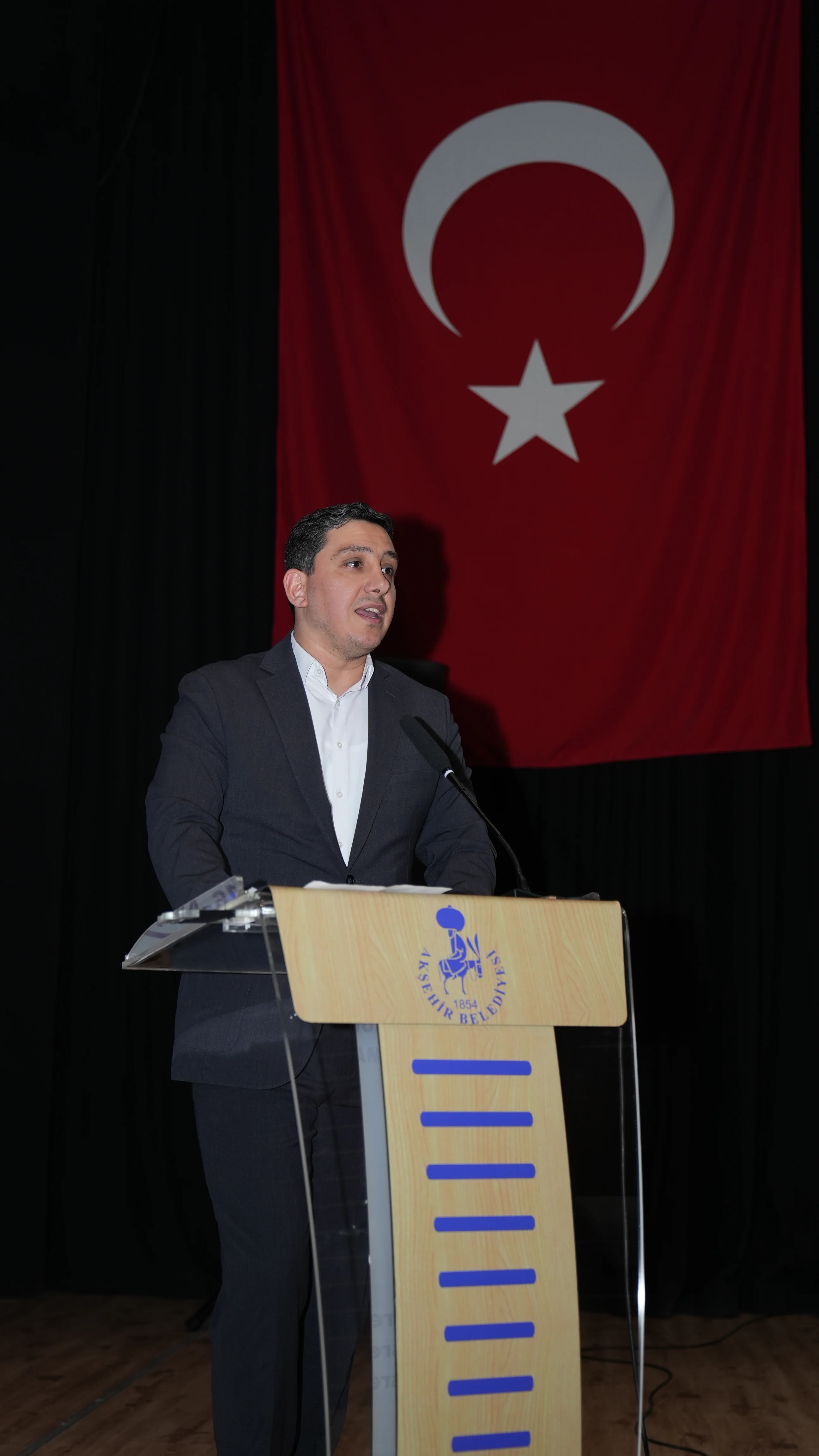 Sorgulayan Gençlik Güçlü Aile Güvenli Gelecek Semineri