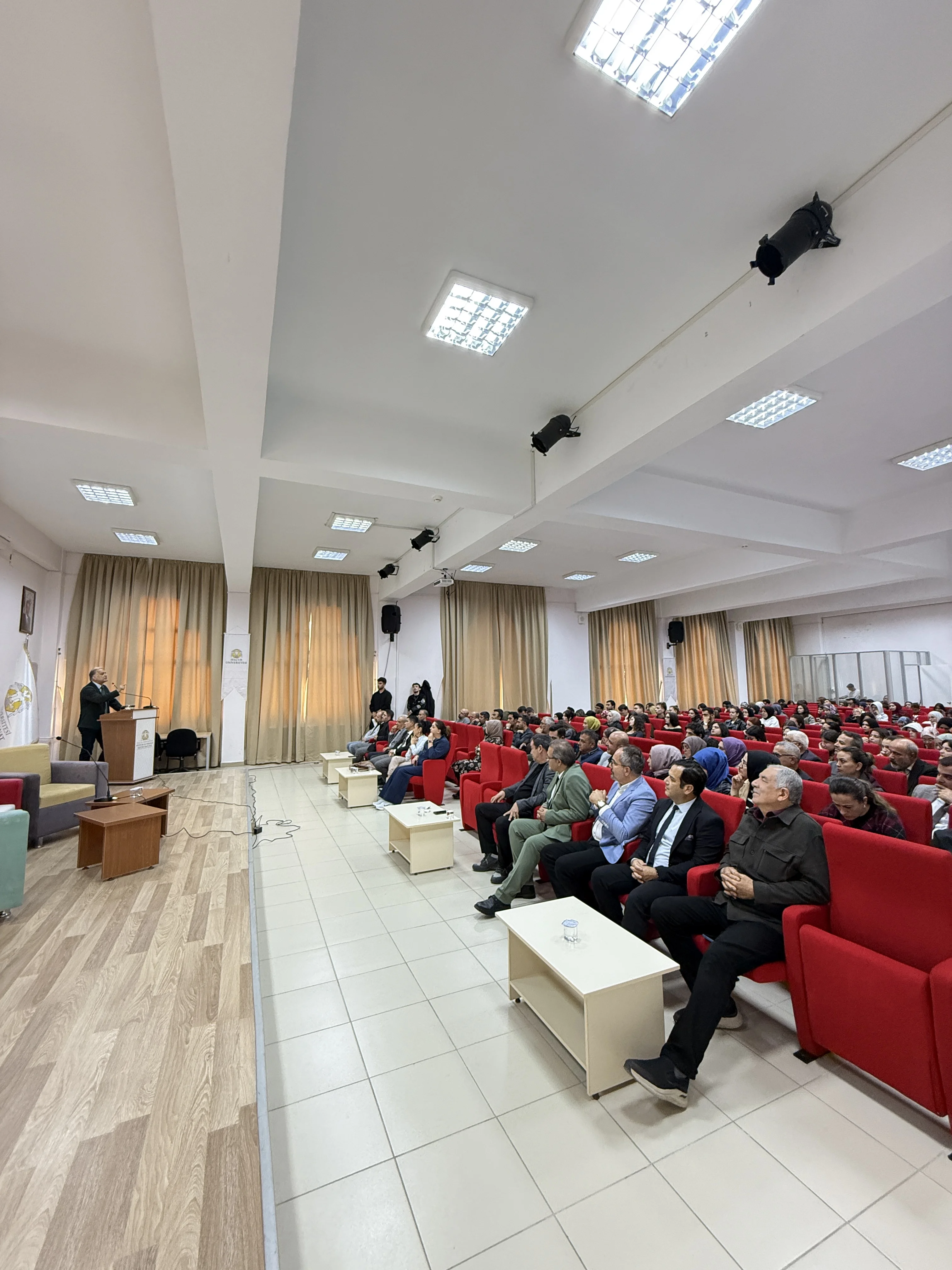 Beyşehir Ali Akkanat İşletme Fakültesinde “Terörsüz Türkiye ve Türkiye Yüzyılı” Konferansı düzenlendi