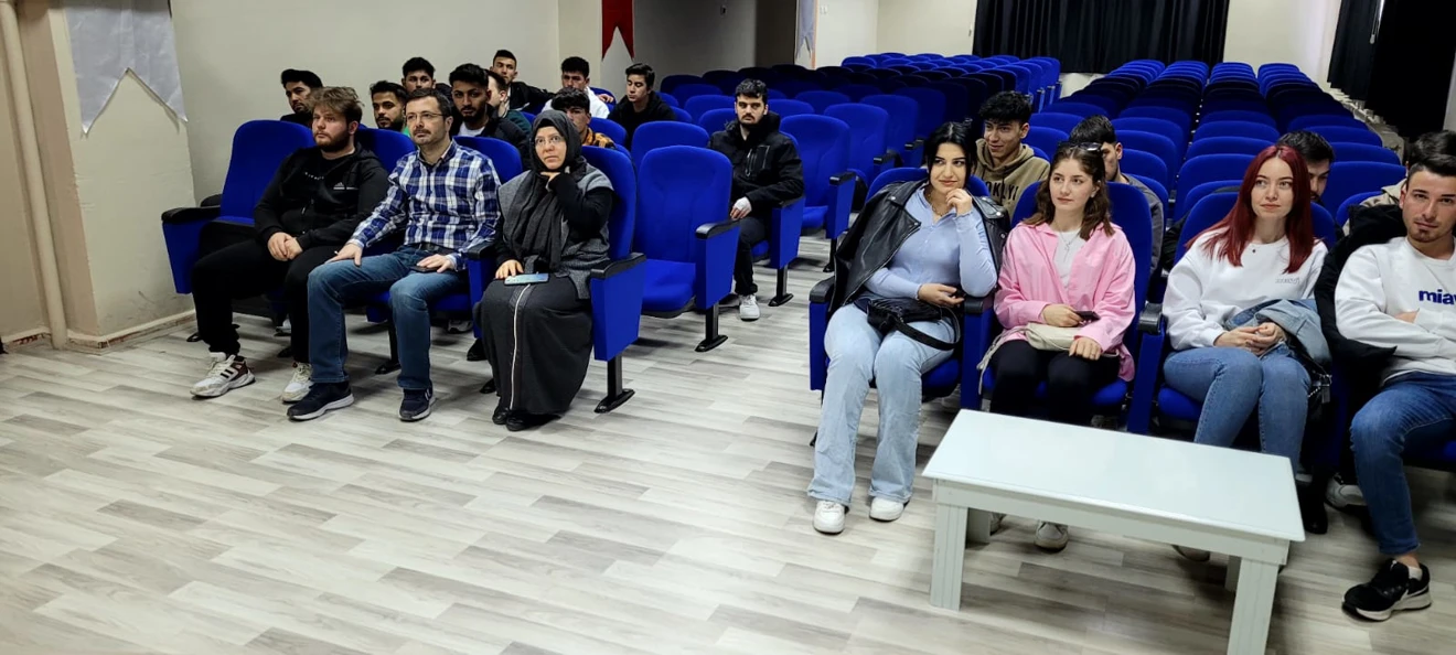 Alternatif Enerji Kaynakları Teknoloji Programına Yönelik Mezun Buluşmaları Eğitimi