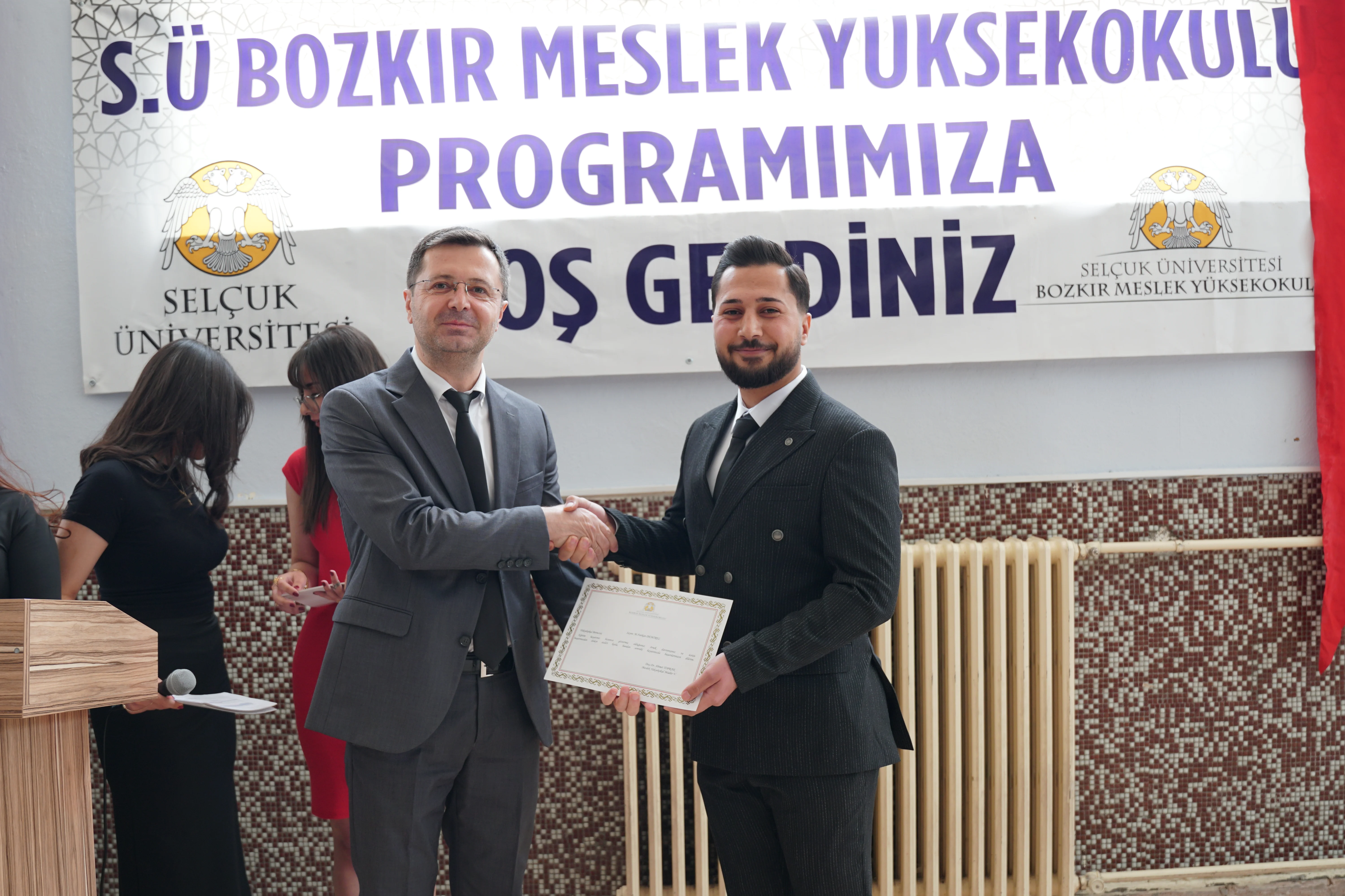 Bozkır Meslek Yüksekokulu’ndan 31. Mezuniyet Coşkusu