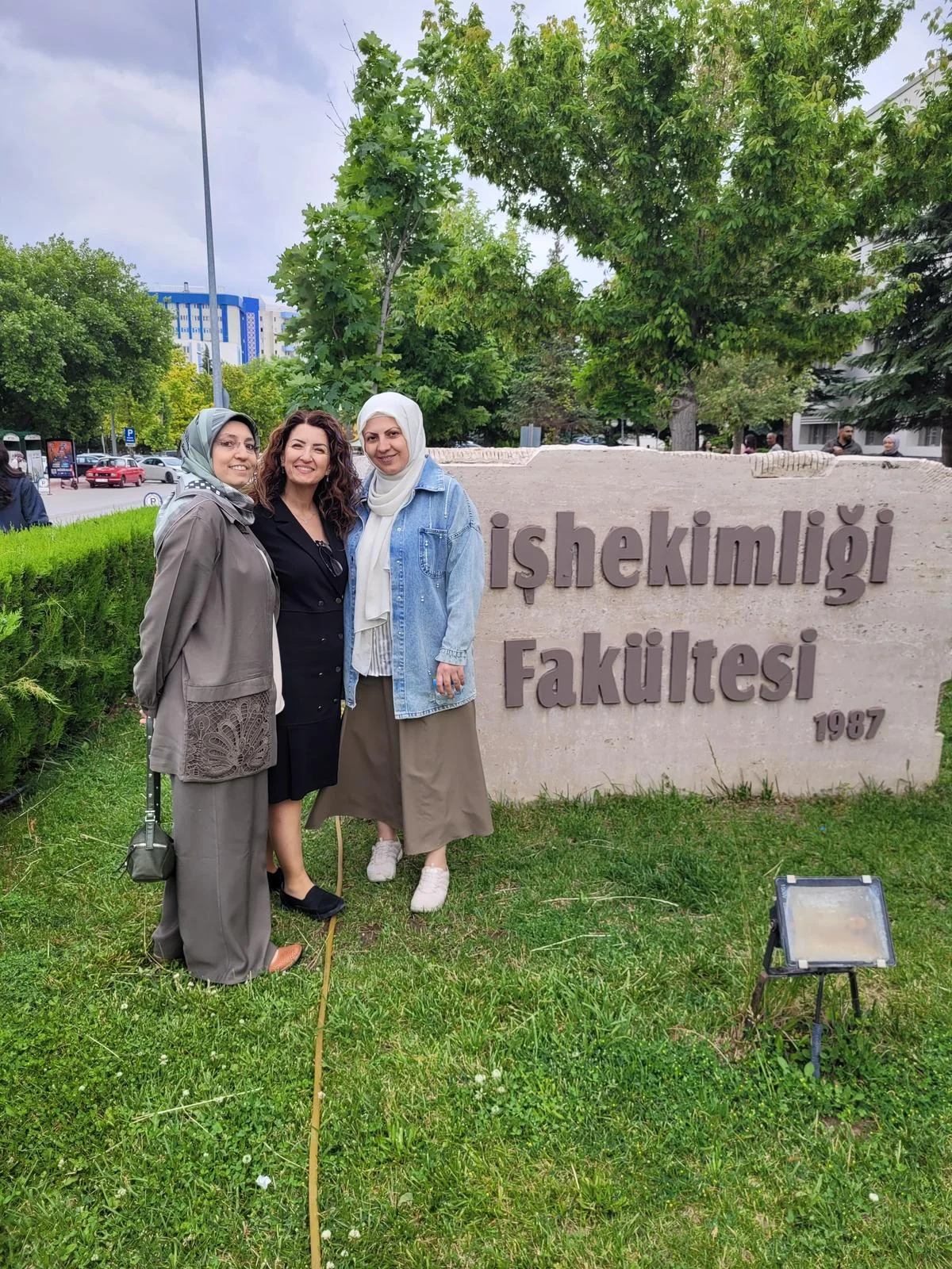 Selçuk Üniversitesi Diş Hekimliği Fakültesi Mezunları Geleneksel Buluşmada Bir Araya Geldi