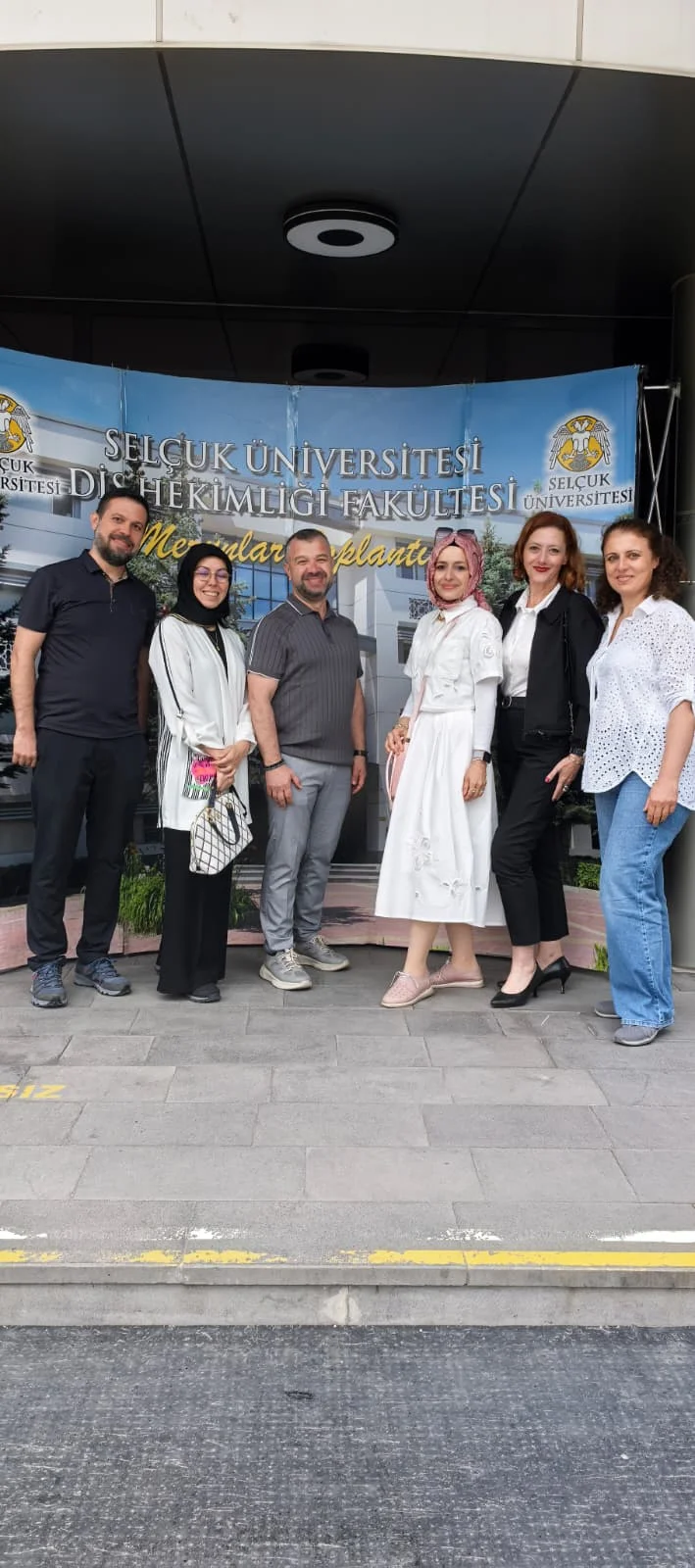 Selçuk Üniversitesi Diş Hekimliği Fakültesi Mezunları Geleneksel Buluşmada Bir Araya Geldi