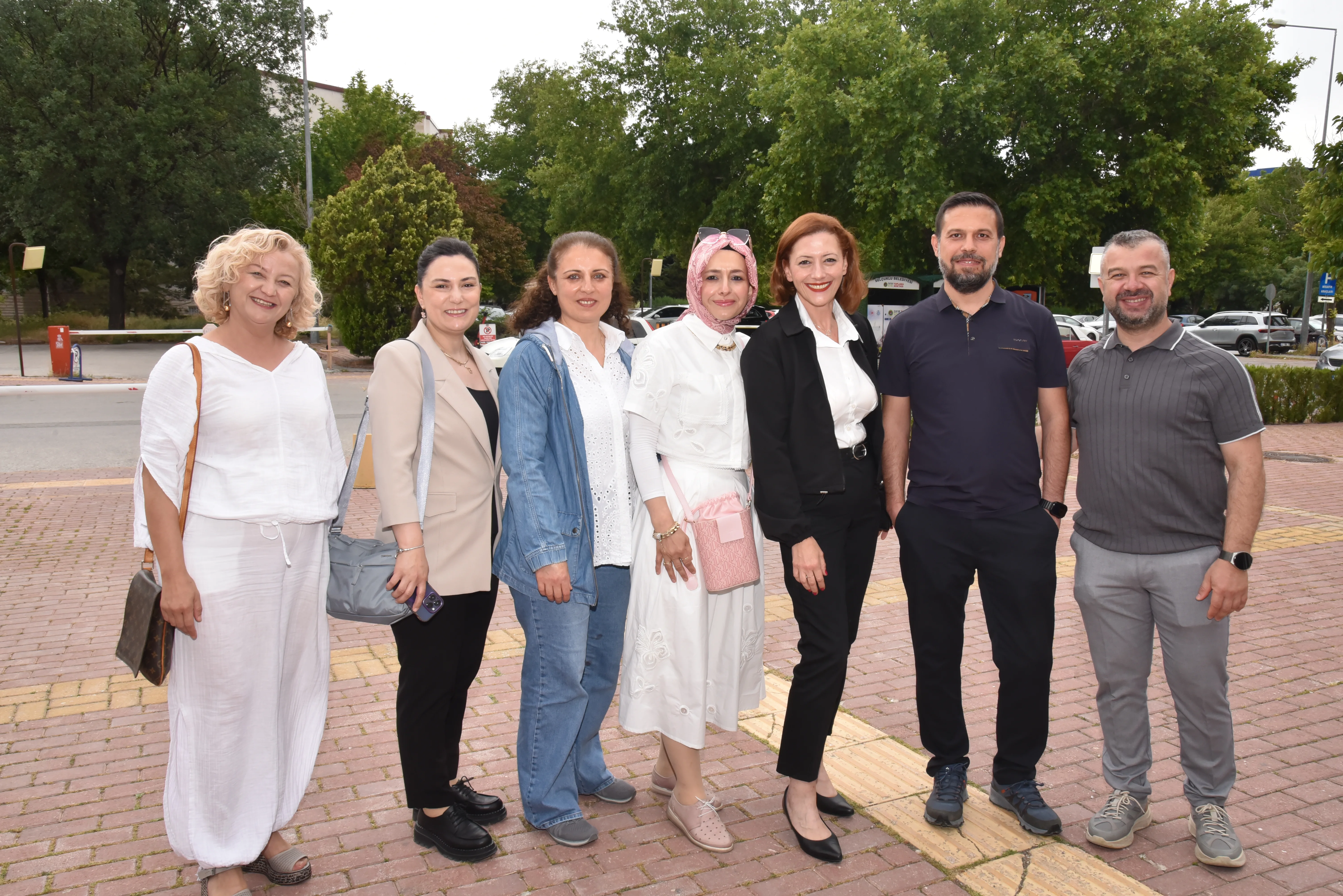 Selçuk Üniversitesi Diş Hekimliği Fakültesi Mezunları Geleneksel Buluşmada Bir Araya Geldi