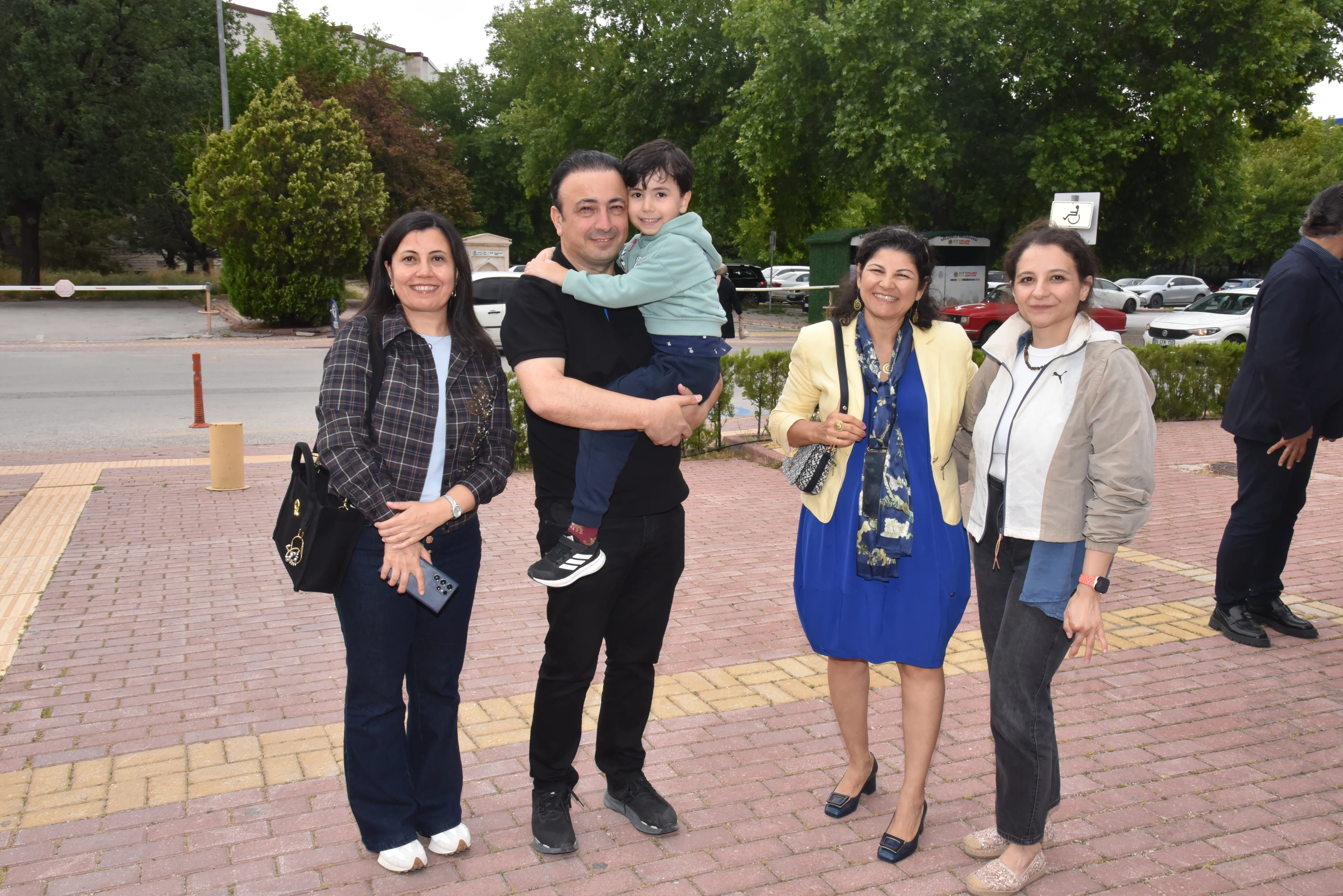 Selçuk Üniversitesi Diş Hekimliği Fakültesi Mezunları Geleneksel Buluşmada Bir Araya Geldi