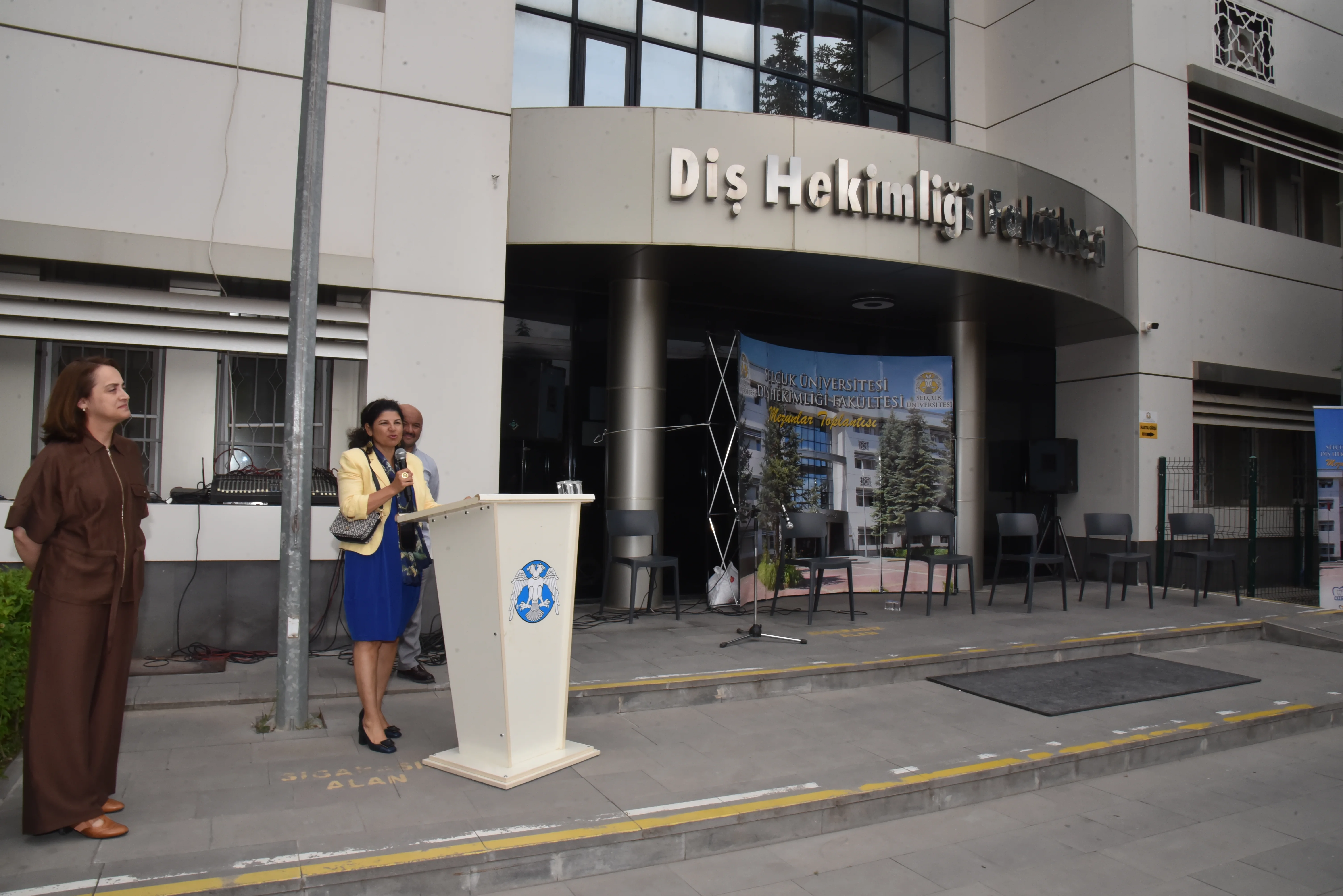 Selçuk Üniversitesi Diş Hekimliği Fakültesi Mezunları Geleneksel Buluşmada Bir Araya Geldi