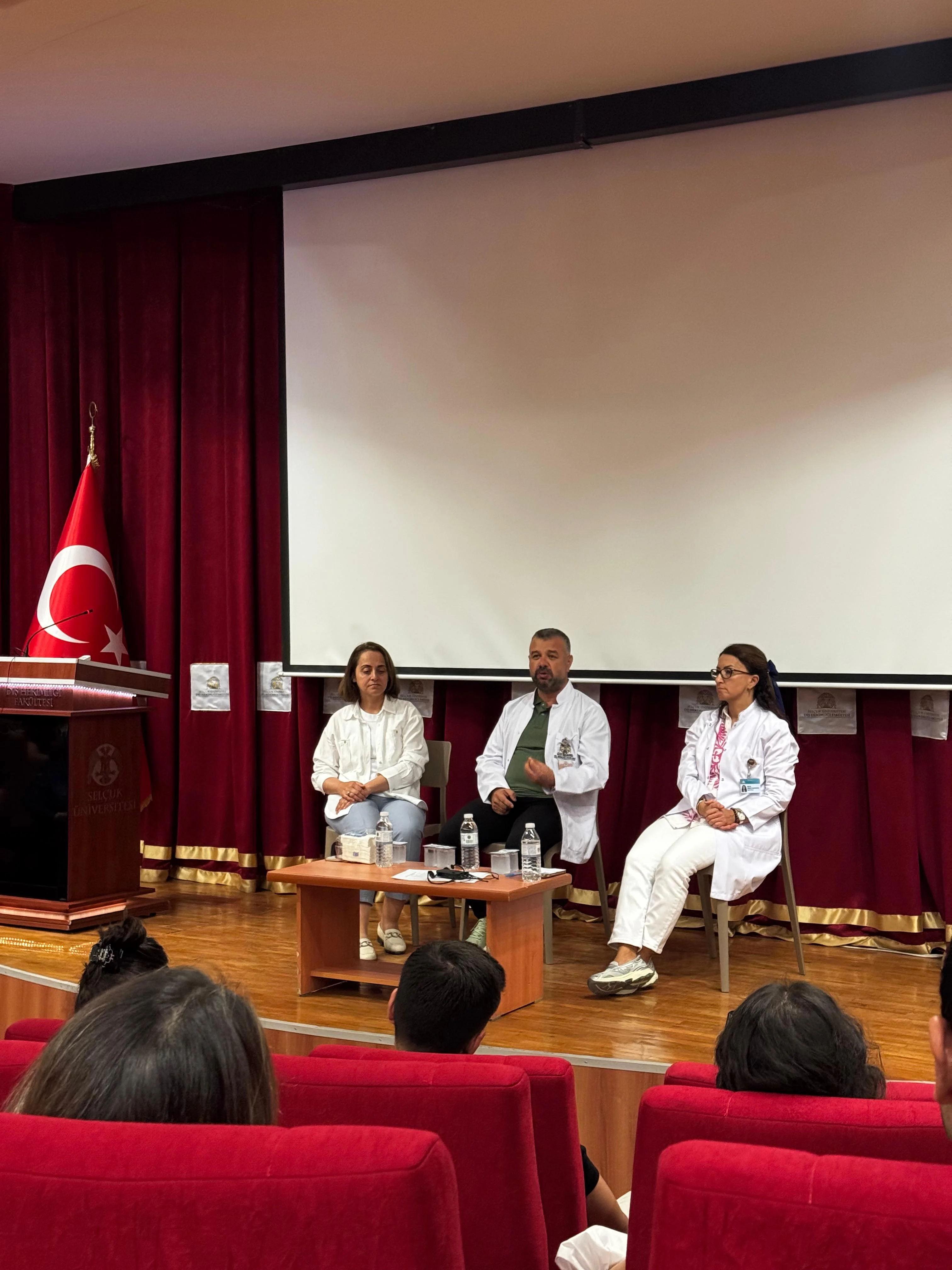 Fakültemizde Araştırma Görevlisi Değerlendirme ve Bilgilendirme Toplantısı gerçekleştirildi