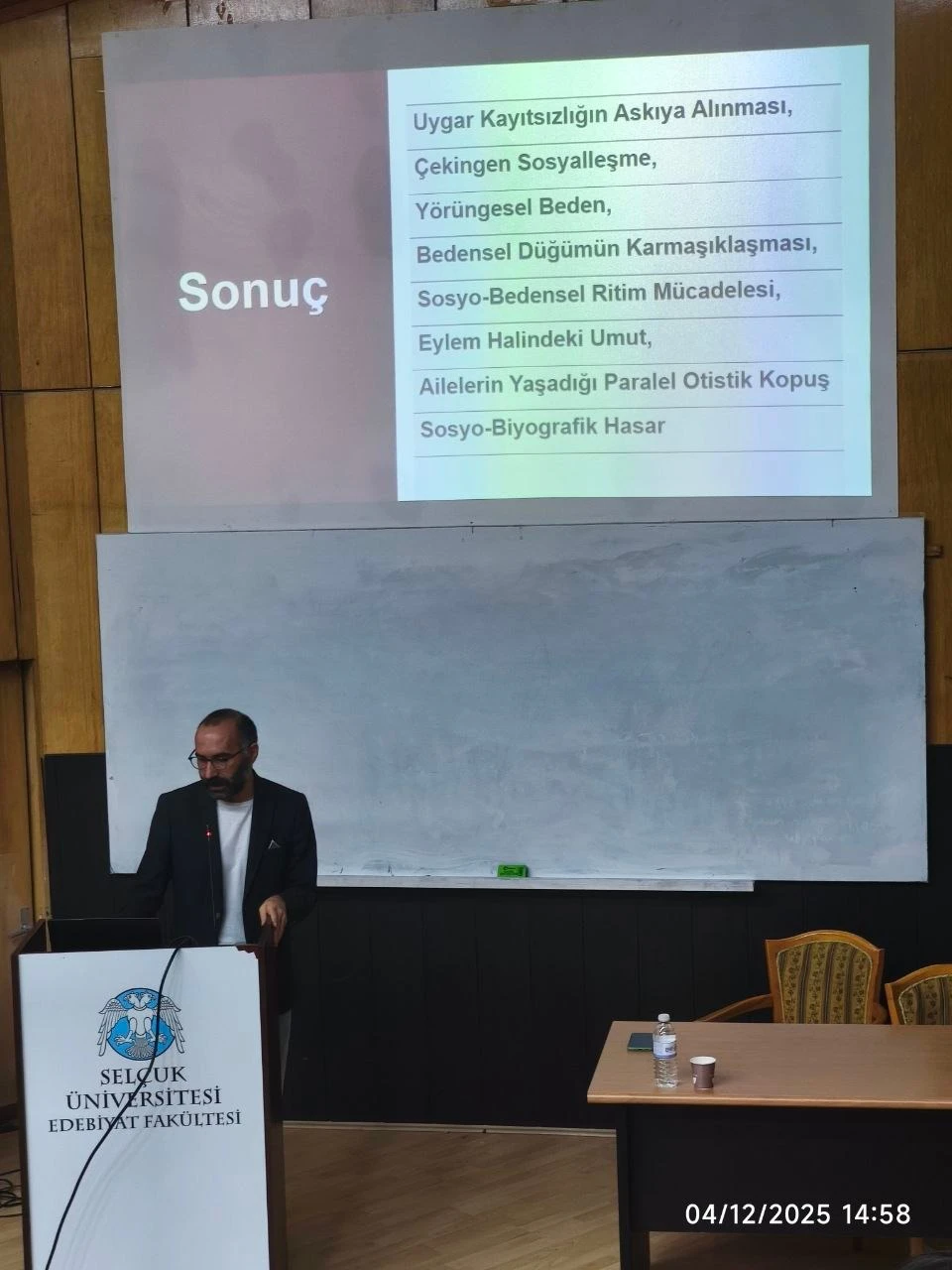 Zorlayıcı Gündelik Hayat: Otizmli Çocuğu Olan Ailelerin Gündelik Yaşam Pratikleri