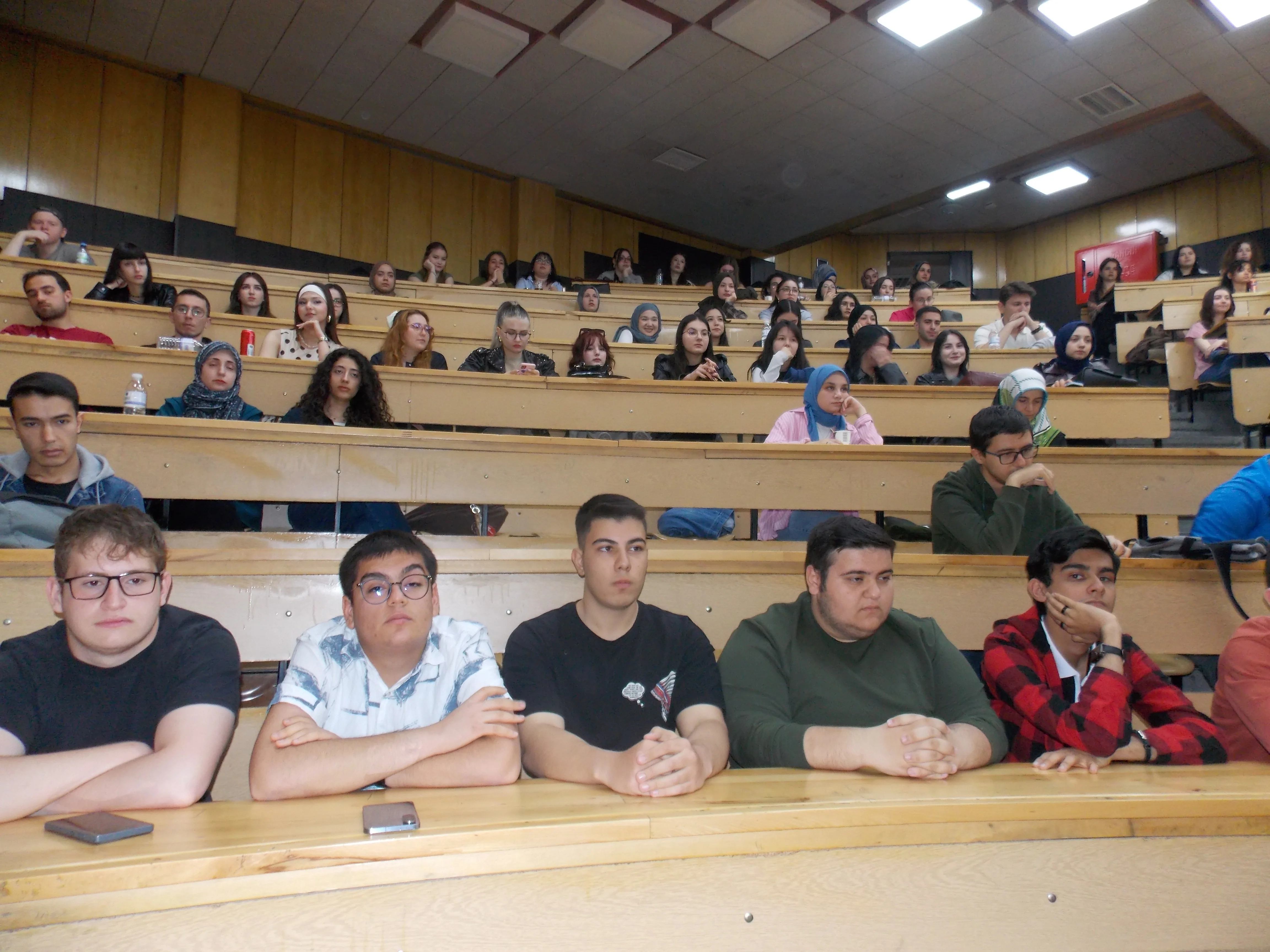 Selçuk Üniversitesi Edebiyat Fakültesi’nde Bağımlılık Semineri Düzenlendi