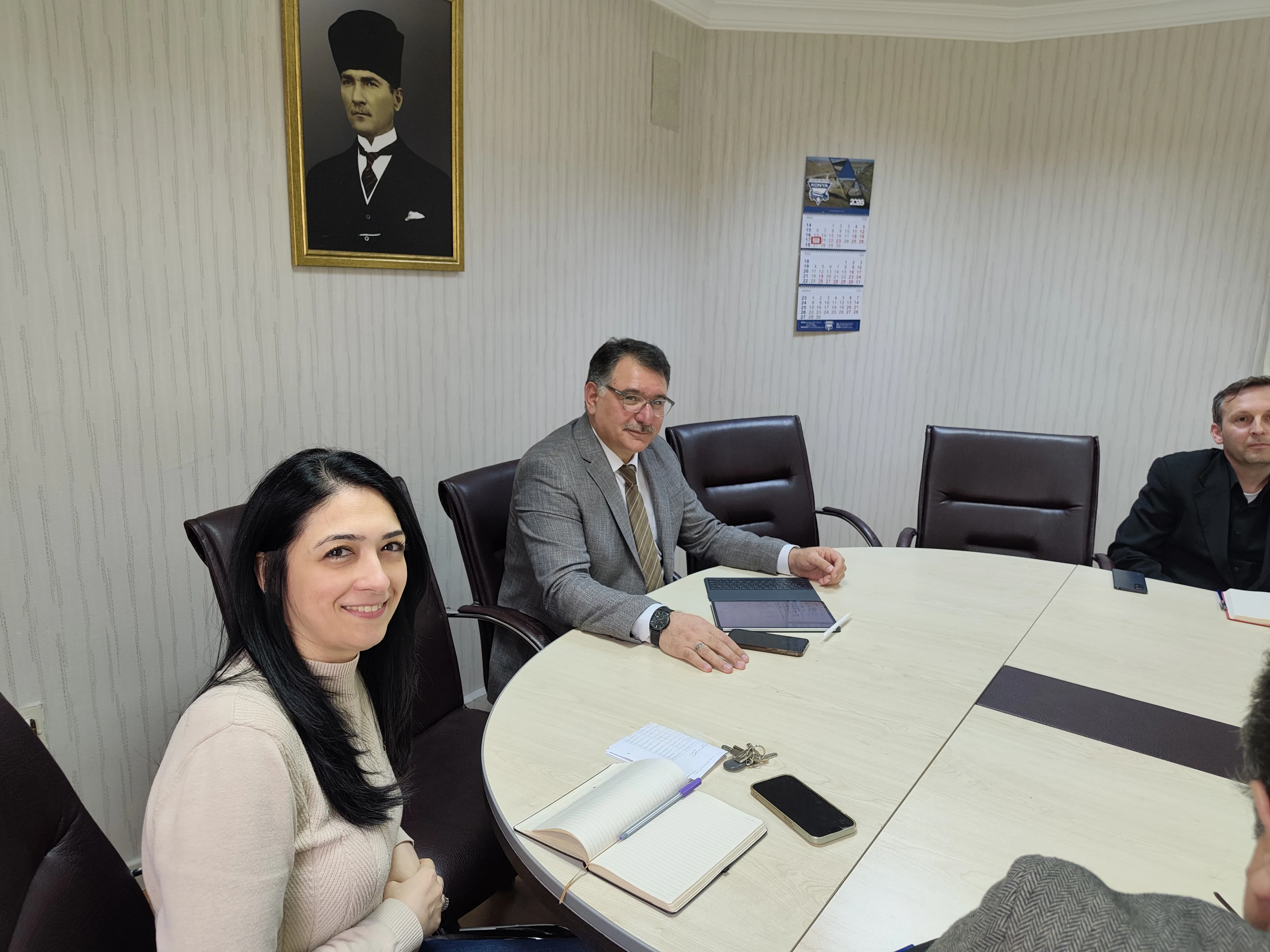Fars Dili ve Edebiyatı Bölümü Akademisyenleri ARDEK ile Araştırma Süreçlerini Değerlendiriyor