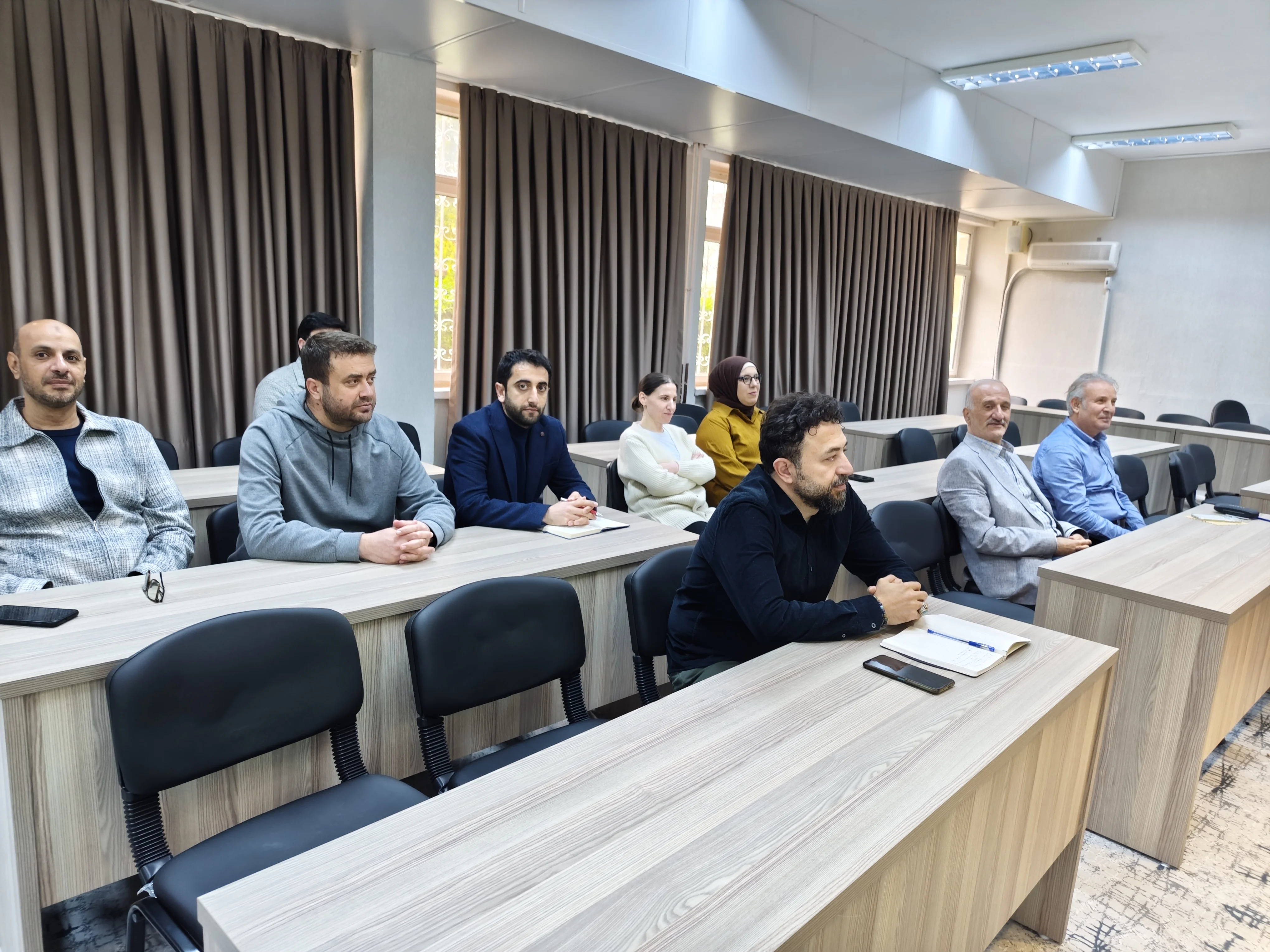 Arap Dili ve Edebiyatı Bölümü Akademisyenleri ARDEK ile Araştırma Süreçlerini Değerlendiriyor