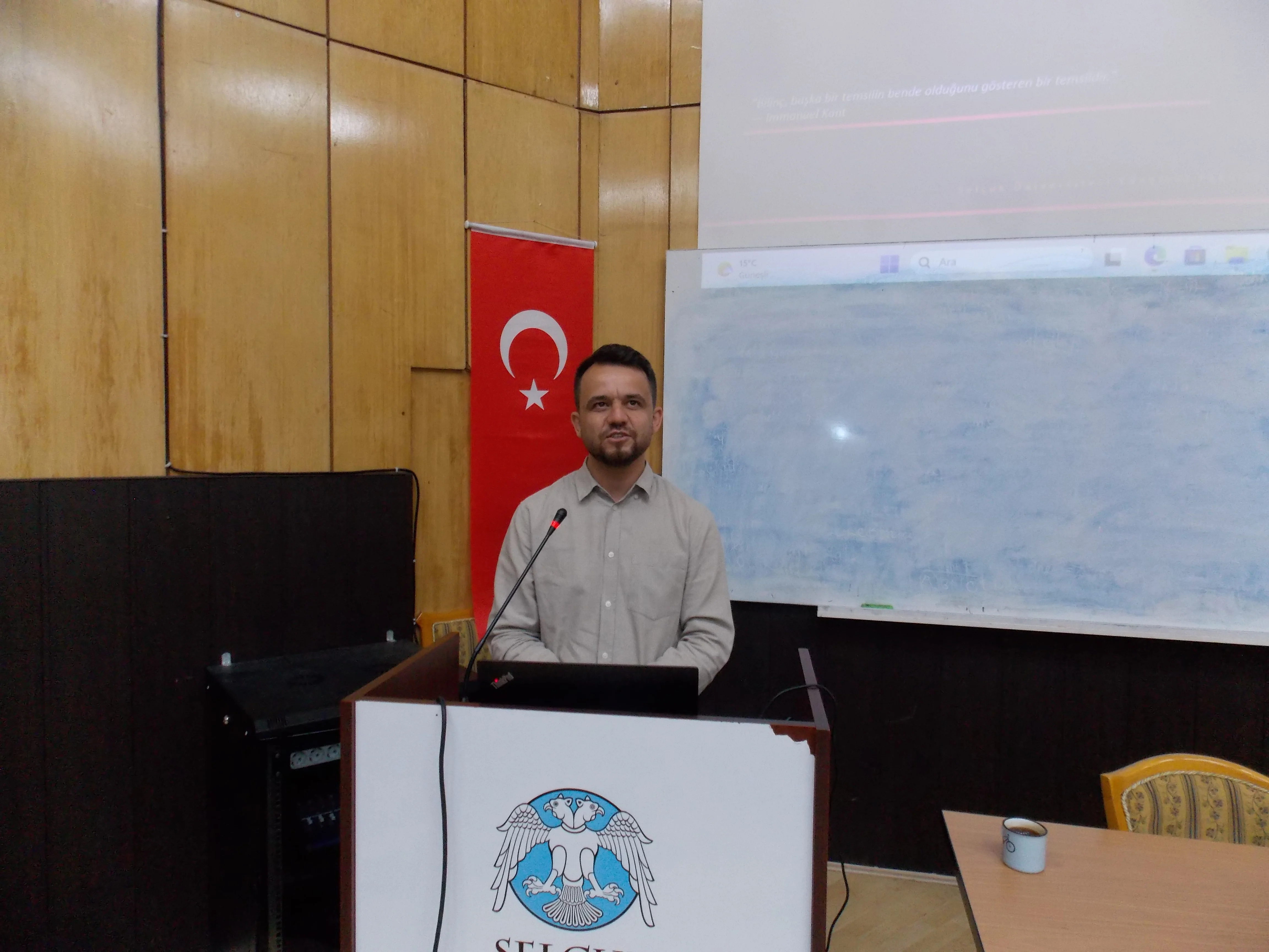 Kant, Yapay Zekâ ve Öz-Bilinç Felsefe Konuşmaları’nda Ele Alındı