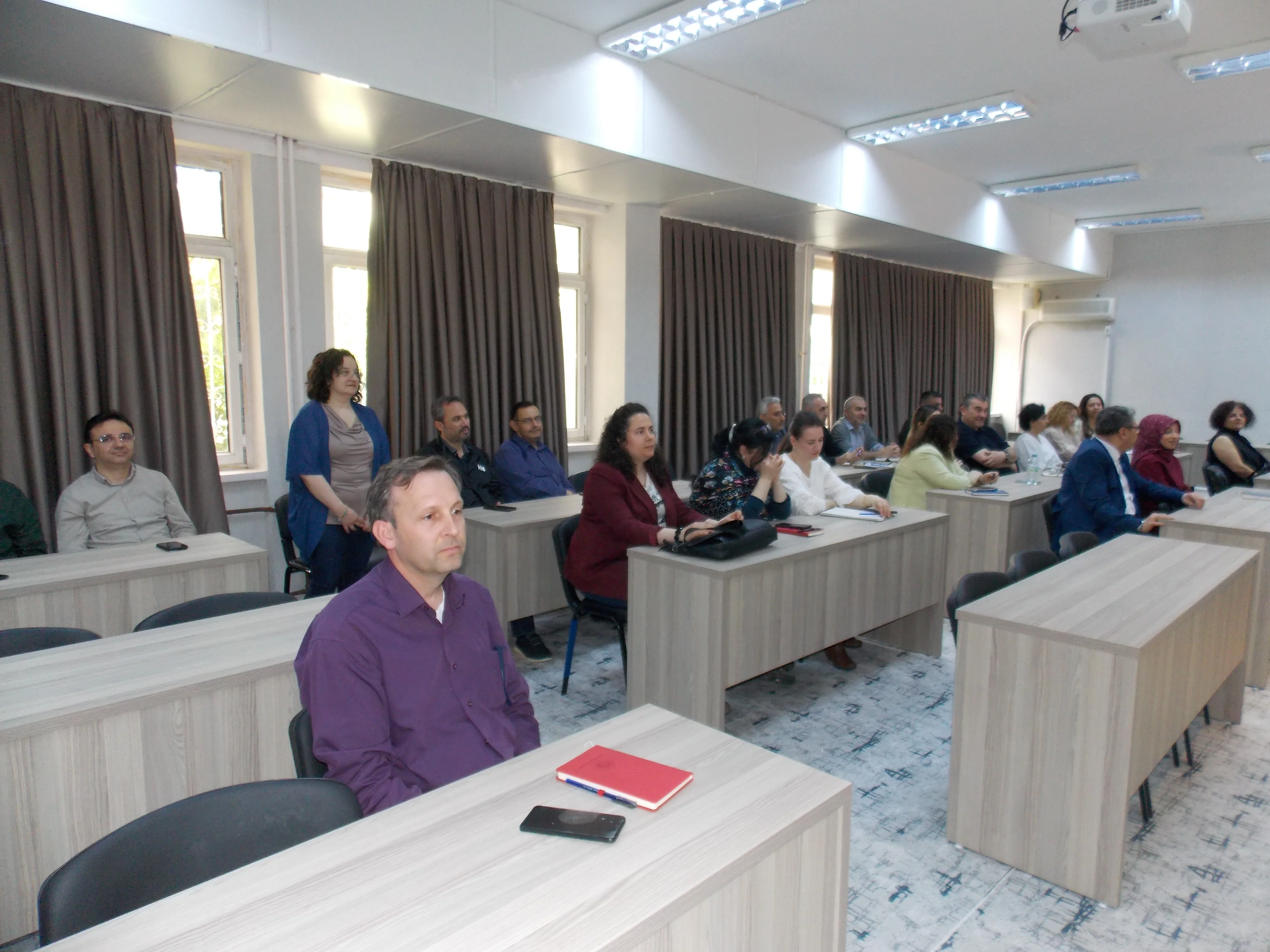Selçuk Üniversitesi Edebiyat Fakültesi’nde TÜSEB Projeleri Bilgilendirme Toplantısı Düzenlendi