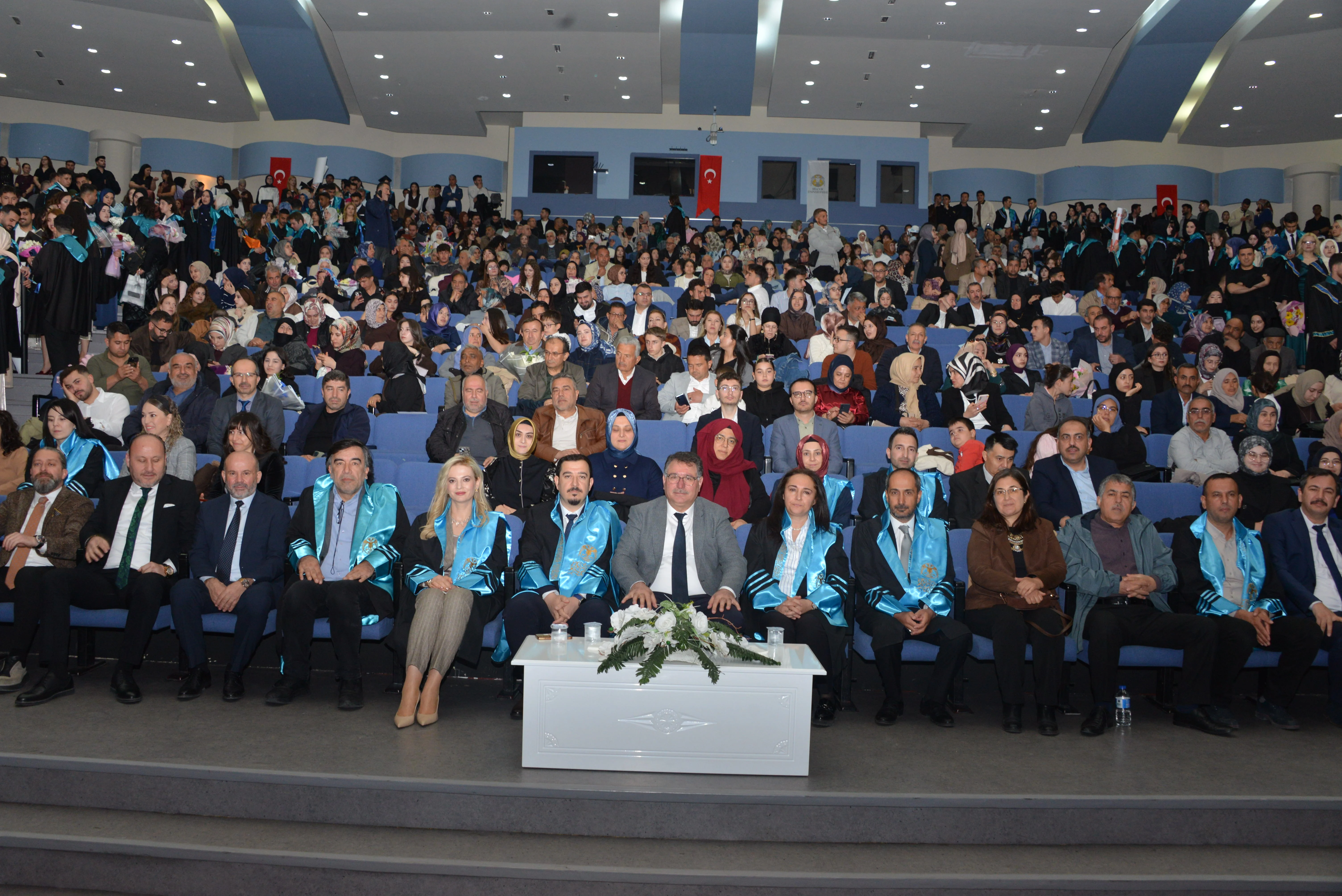 Fakültemiz 2025-2026 Eğitim Öğretim Yılı Mezuniyet Töreni Gerçekleştirildi
