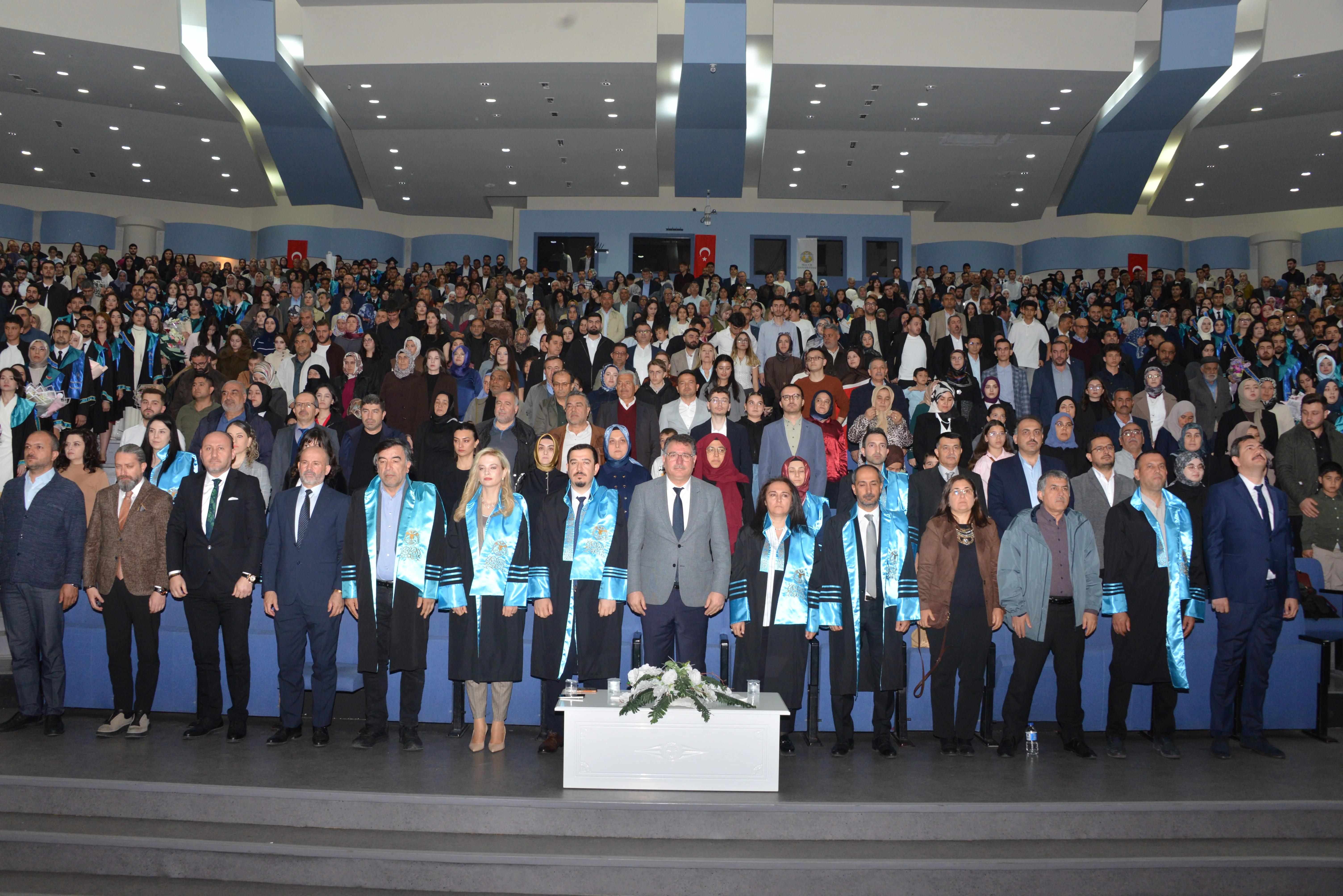 Fakültemiz 2025-2026 Eğitim Öğretim Yılı Mezuniyet Töreni Gerçekleştirildi